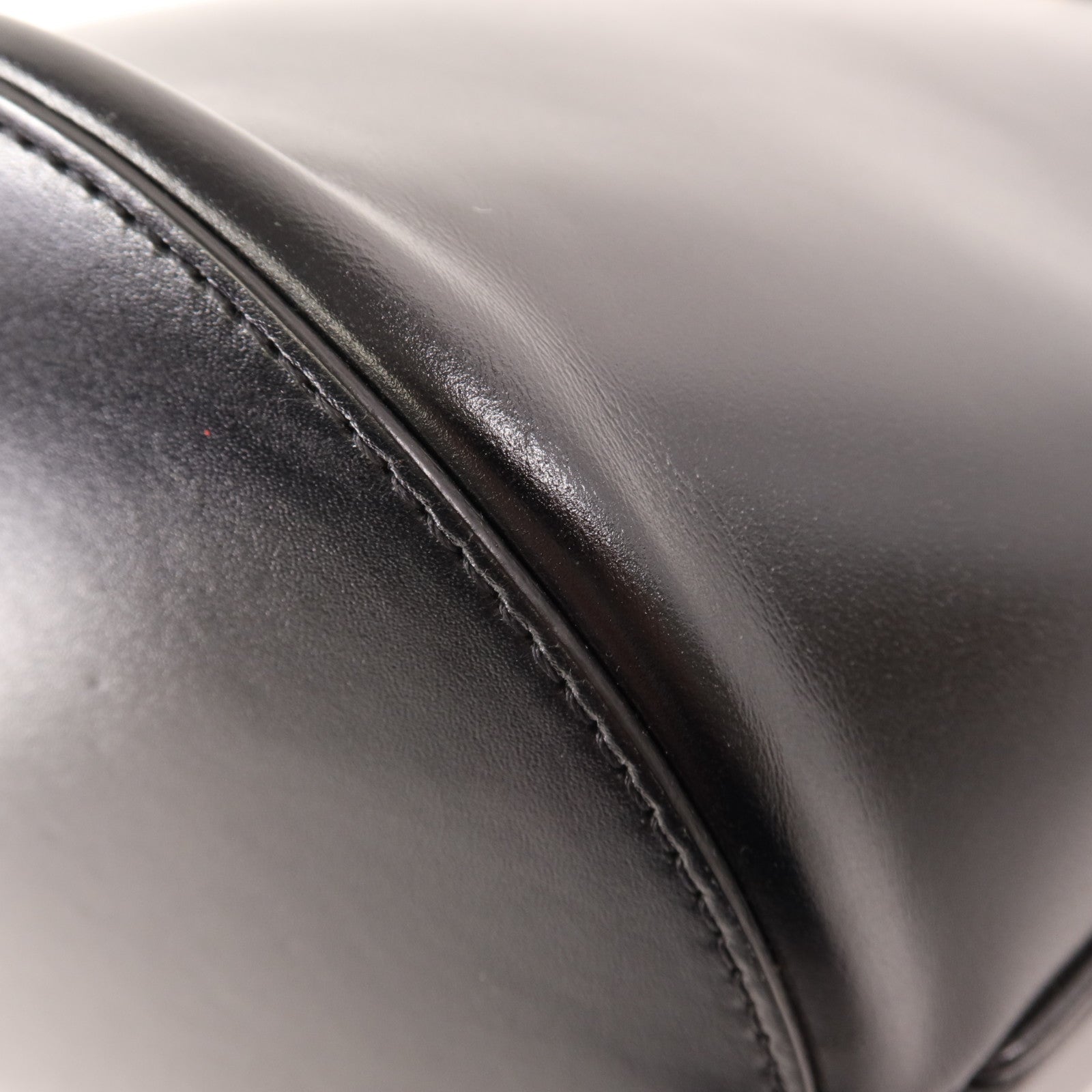 CELINE 牛皮皮革Bucket Bag金扣肩背袋