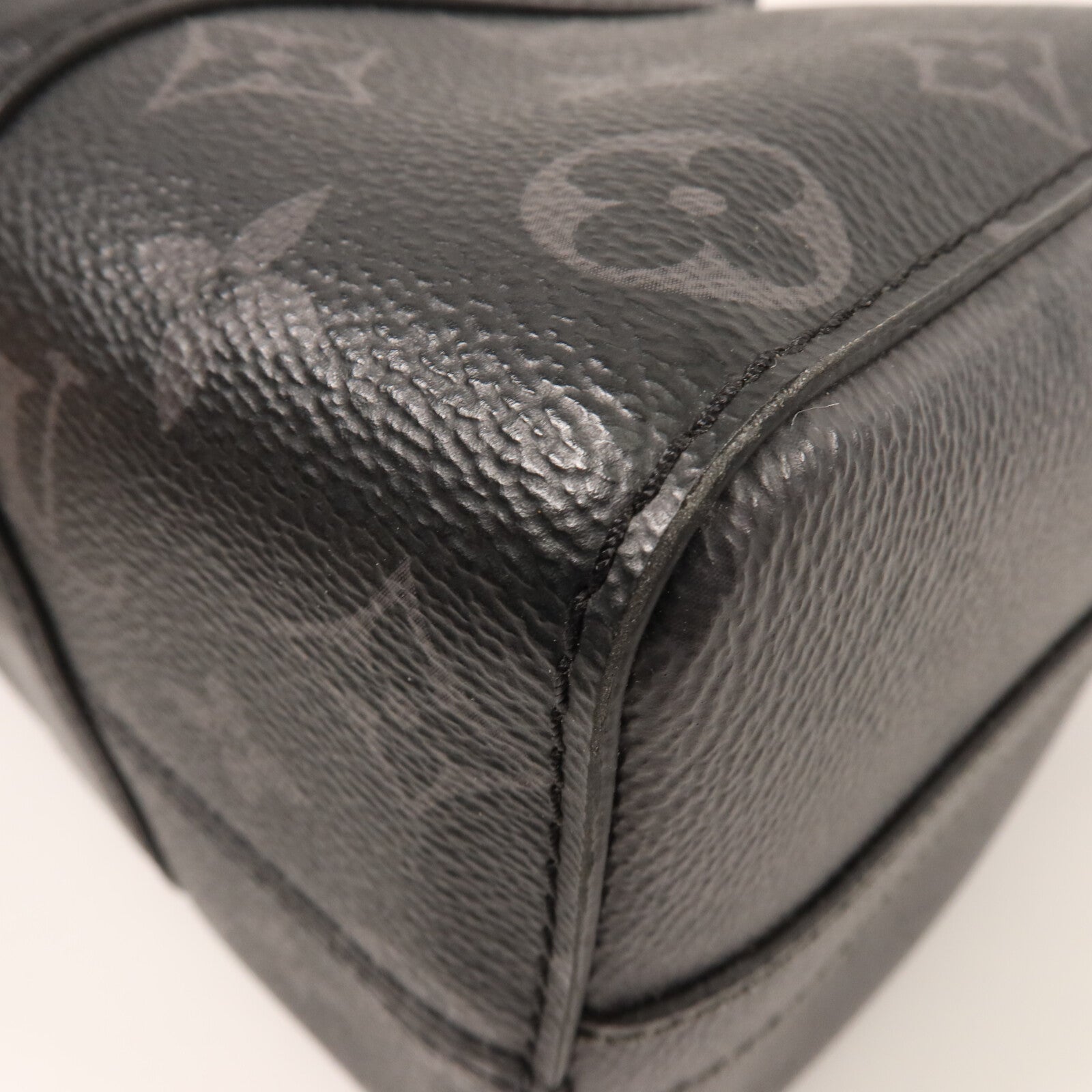 LOUIS VUITTON Monogram Eclipse City Keepall肩背袋