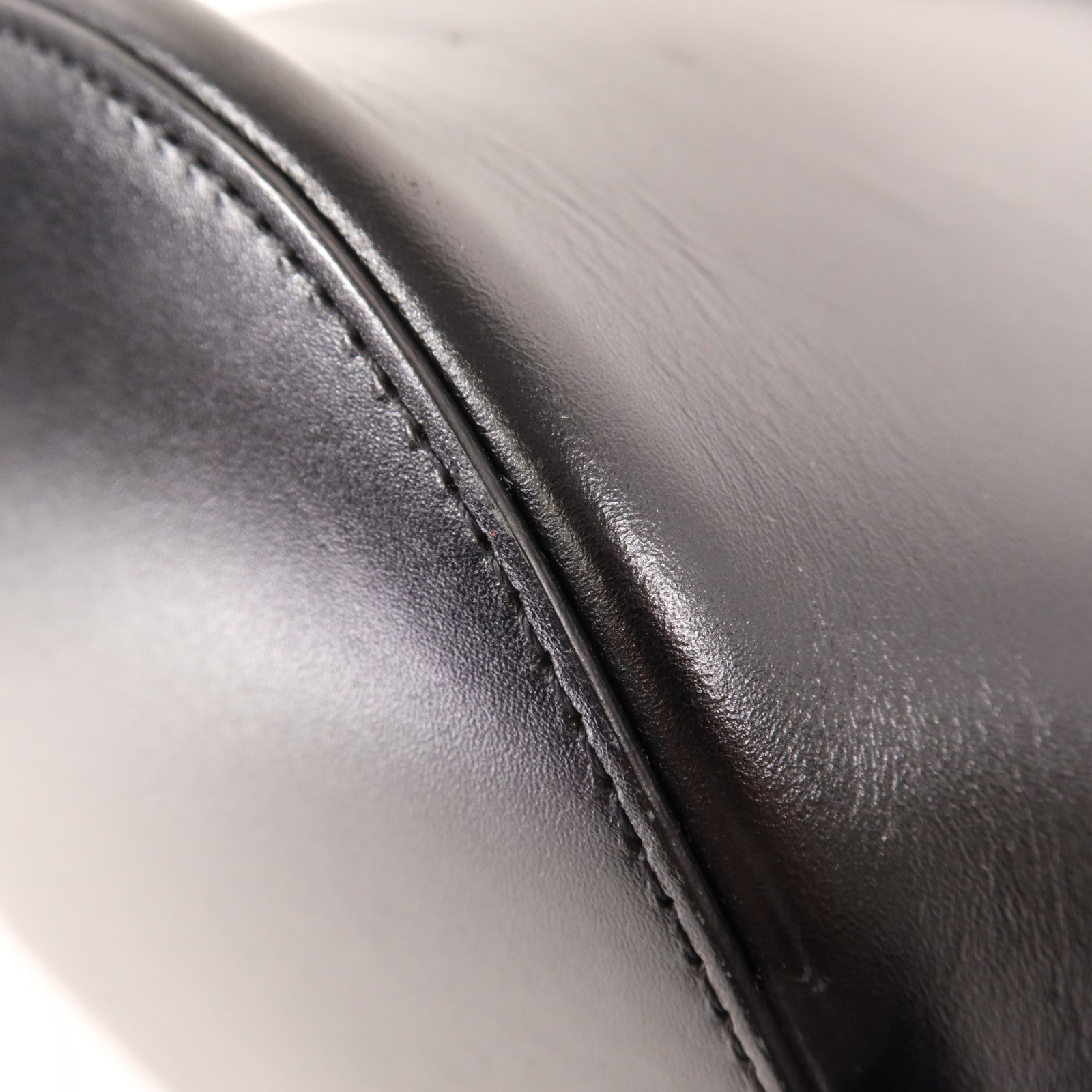 CELINE 牛皮皮革Bucket Bag金扣肩背袋