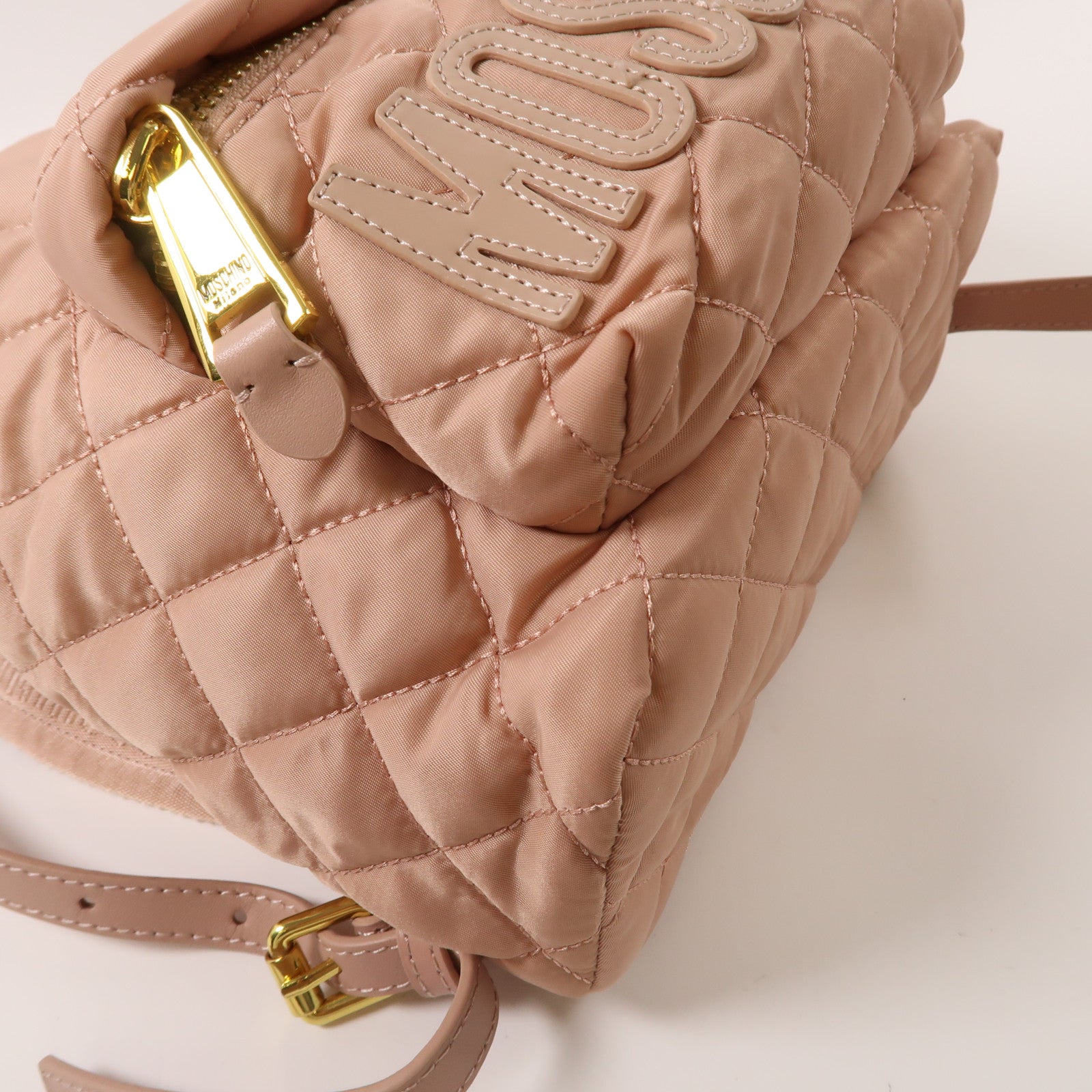 MOSCHINO 尼龍Backpack金扣背包粉紅色