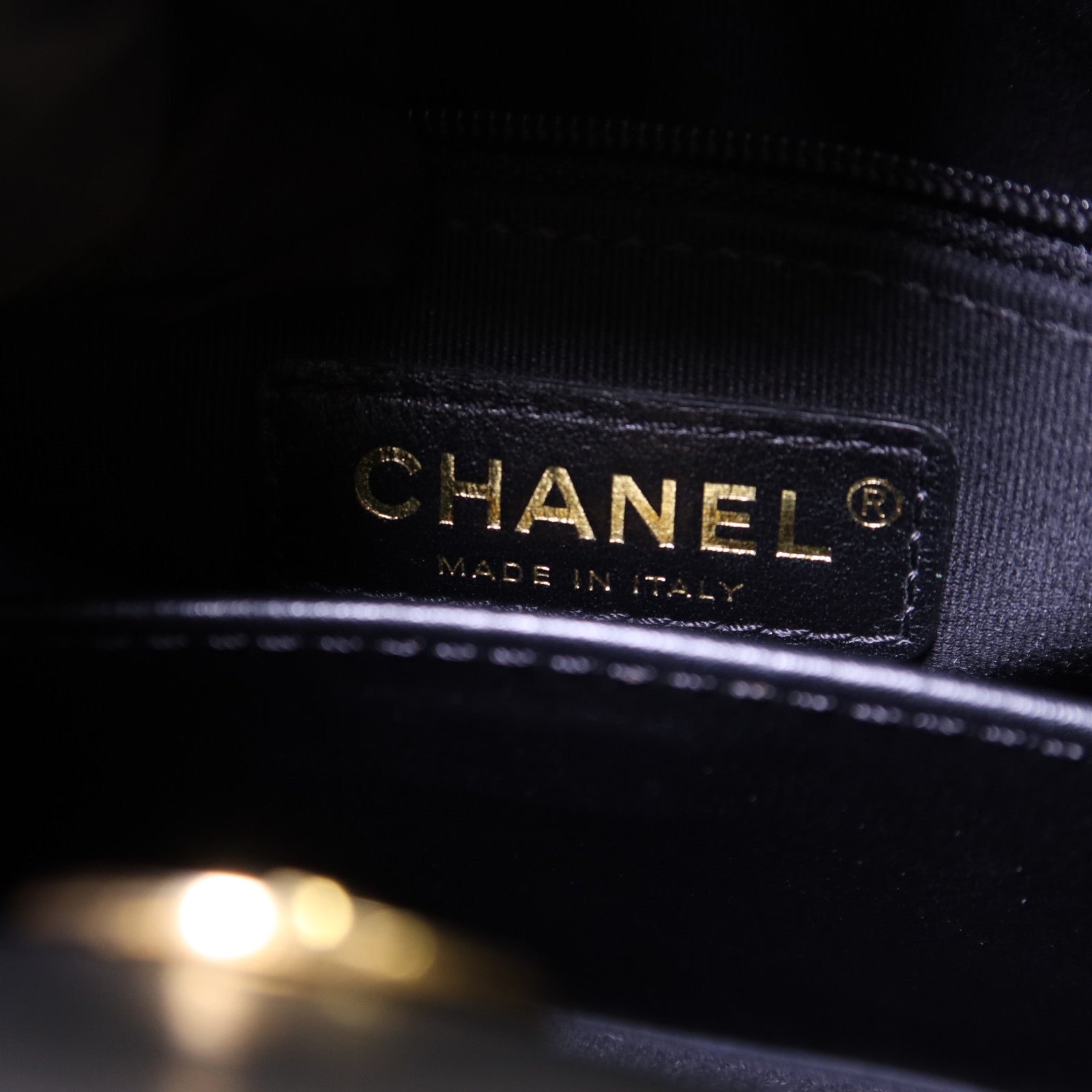 CHANEL 牛皮皮革24S Hobo金扣鏈帶手挽肩背兩用袋