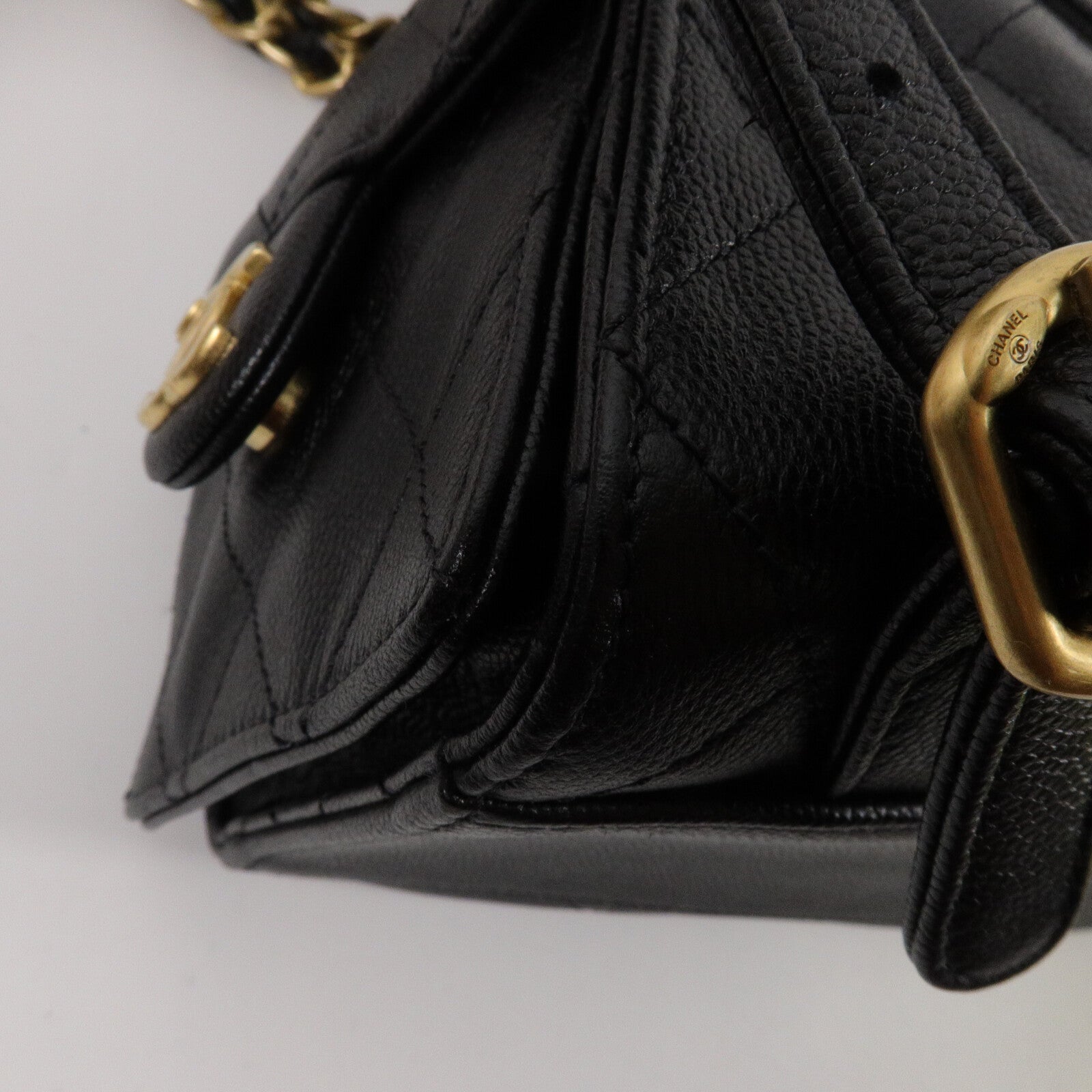 CHANEL 牛皮皮革Chanel 25 Backpack鏈帶背包