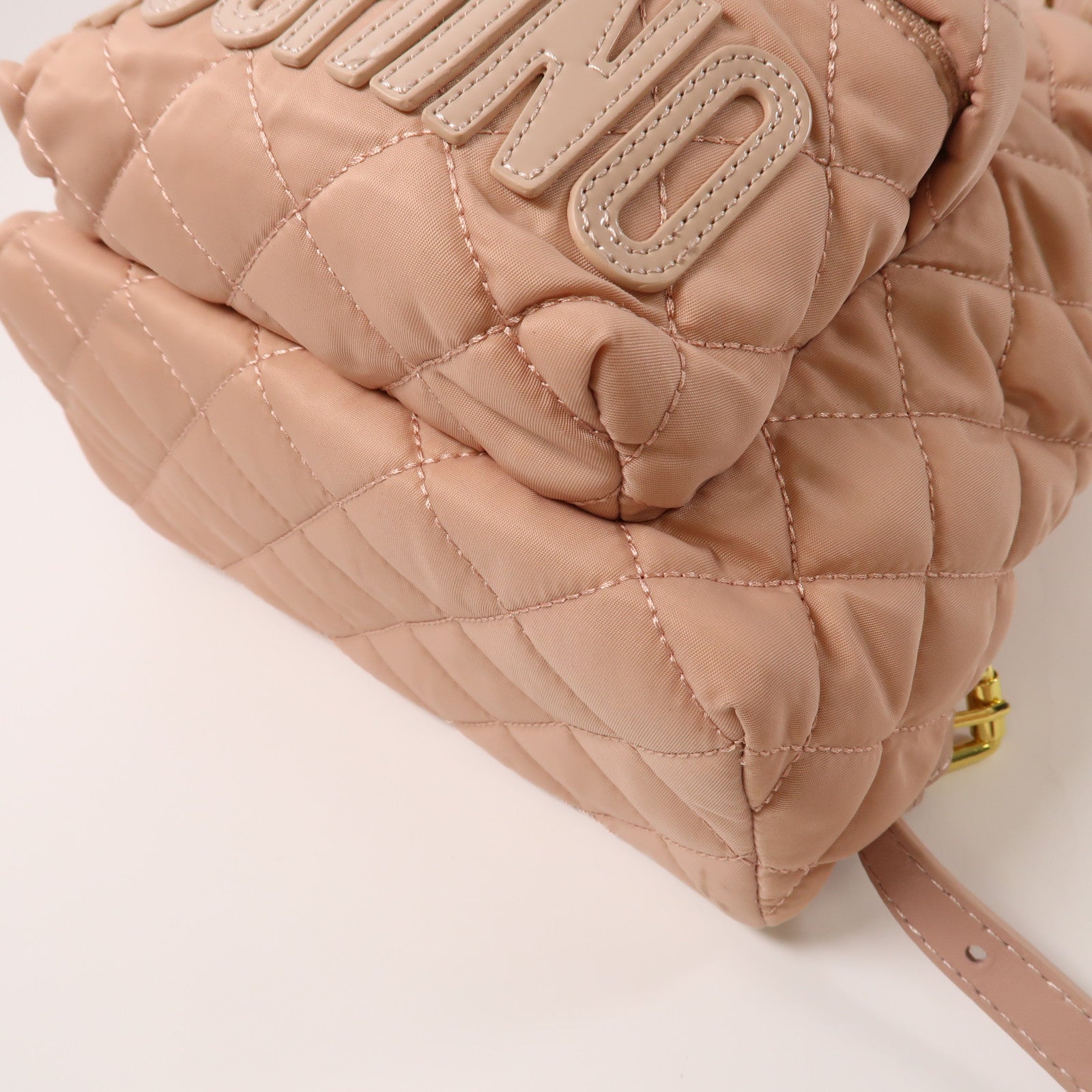 MOSCHINO 尼龍Backpack金扣背包粉紅色