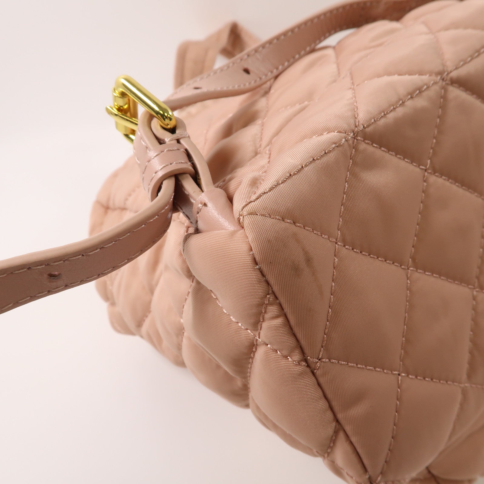 MOSCHINO 尼龍Backpack金扣背包粉紅色