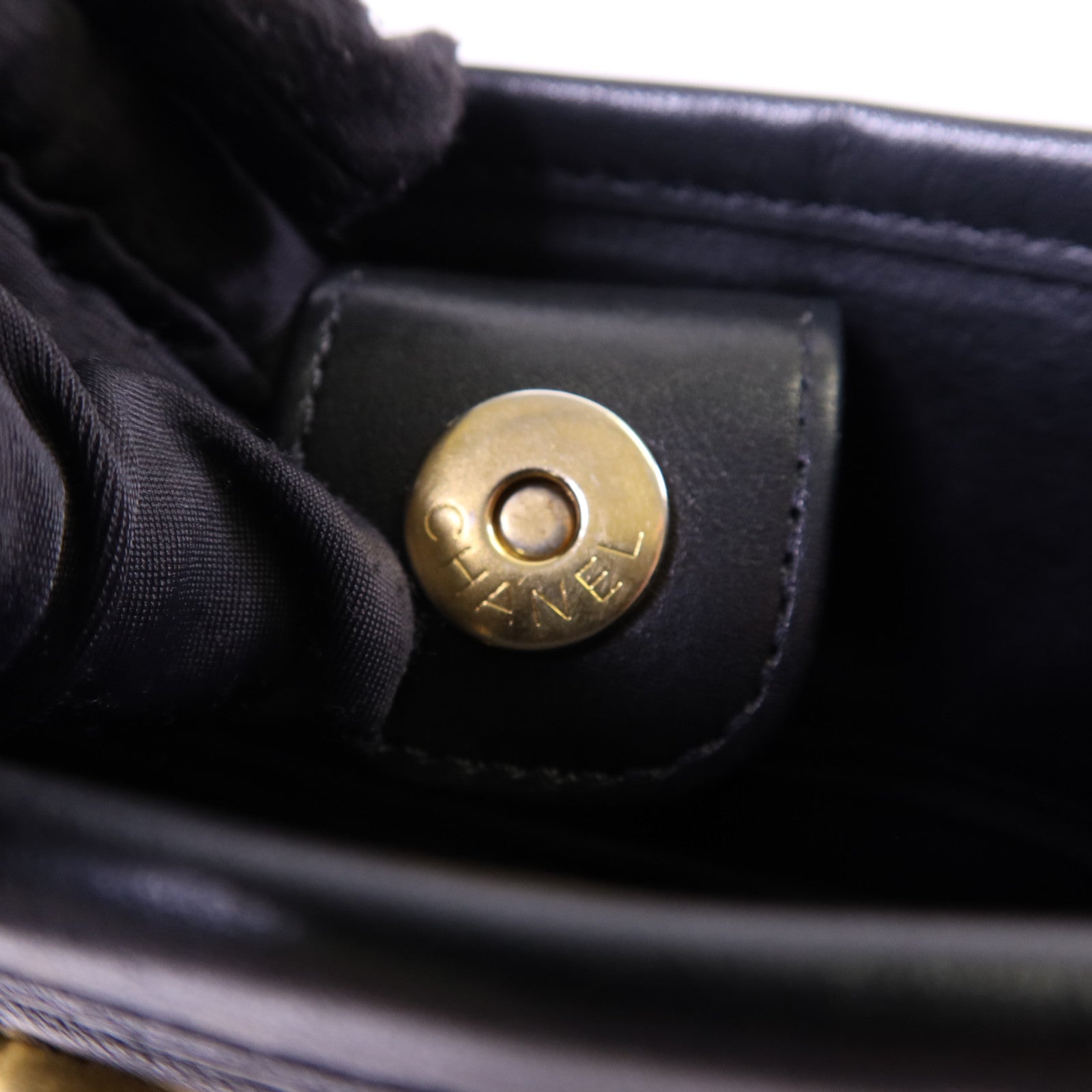 CHANEL 牛皮皮革24S Hobo金扣鏈帶手挽肩背兩用袋