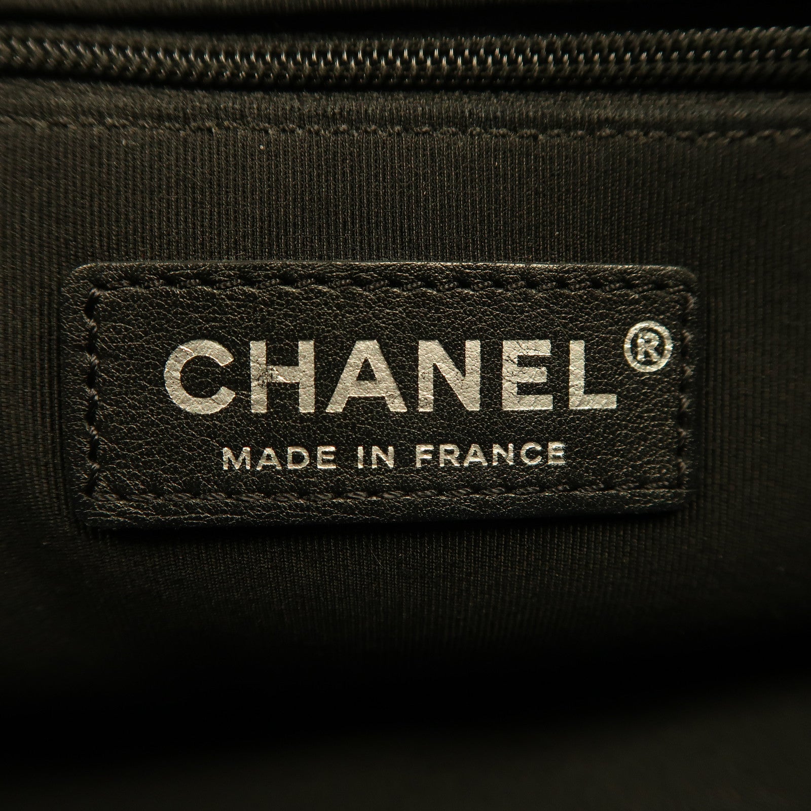 CHANEL 【激減優惠】斜紋羊皮皮革Waist Bag銀扣腰包黑色