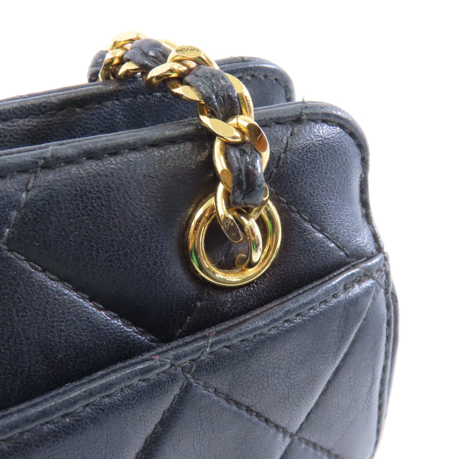 CHANEL 菱格羊皮皮革Chain Shoulder金扣鏈帶肩背袋黑色