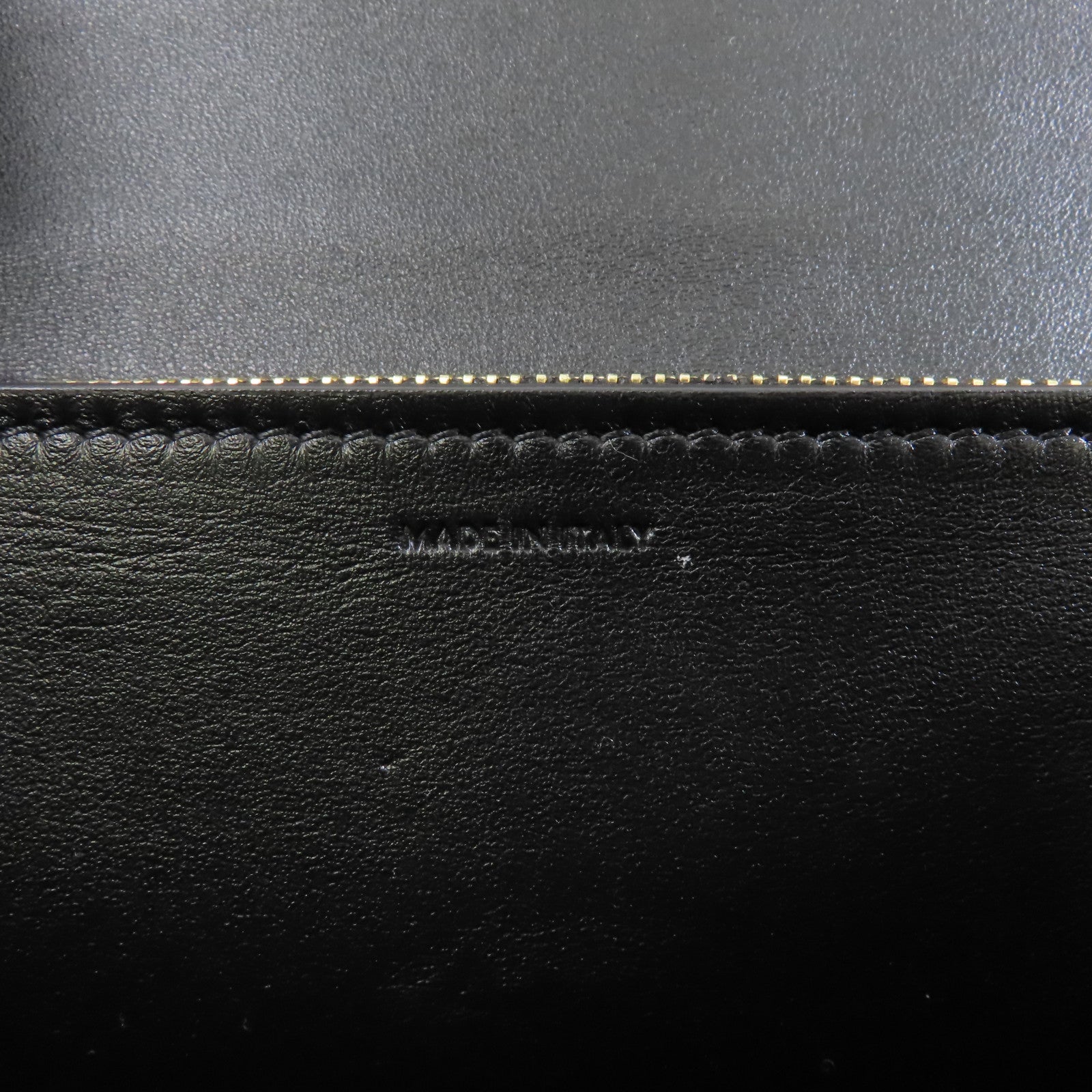 CELINE 牛皮皮革Classic Box Medium金扣肩背袋黑色