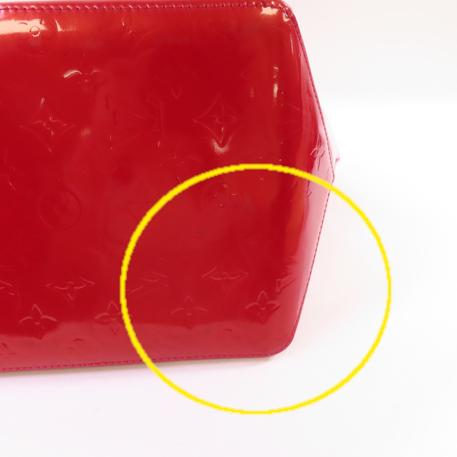 LOUIS VUITTON Monogram Vernis Bellevue PM Hand Bag金扣手挽袋紅色