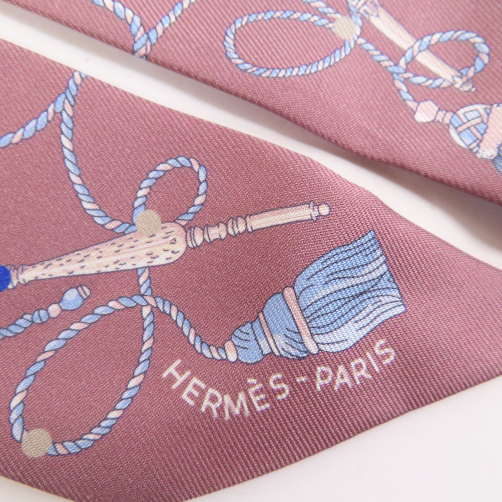 HERMES 【激減優惠】絲質Twilly絲巾