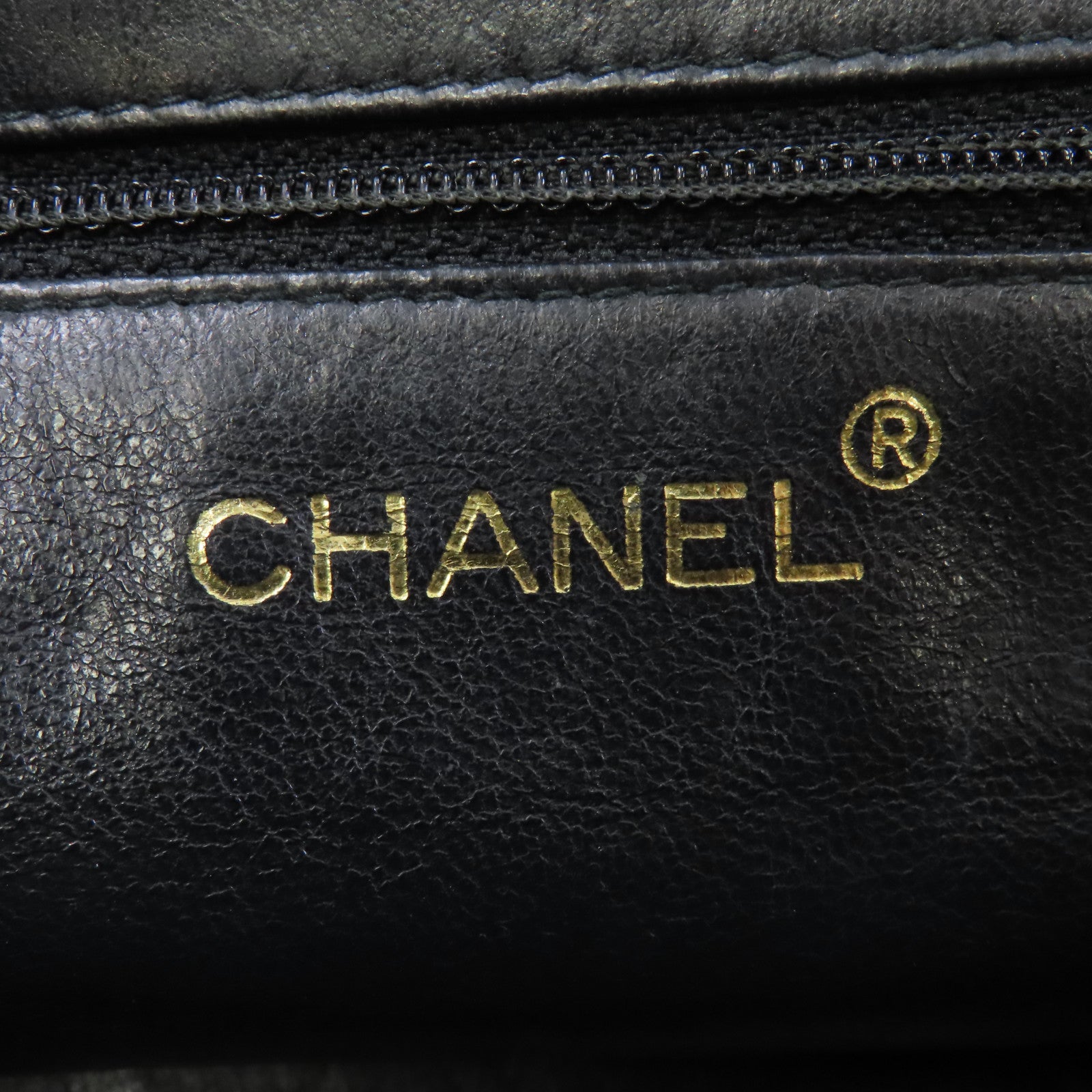 CHANEL 菱格羊皮皮革Chain Shoulder金扣鏈帶肩背袋黑色