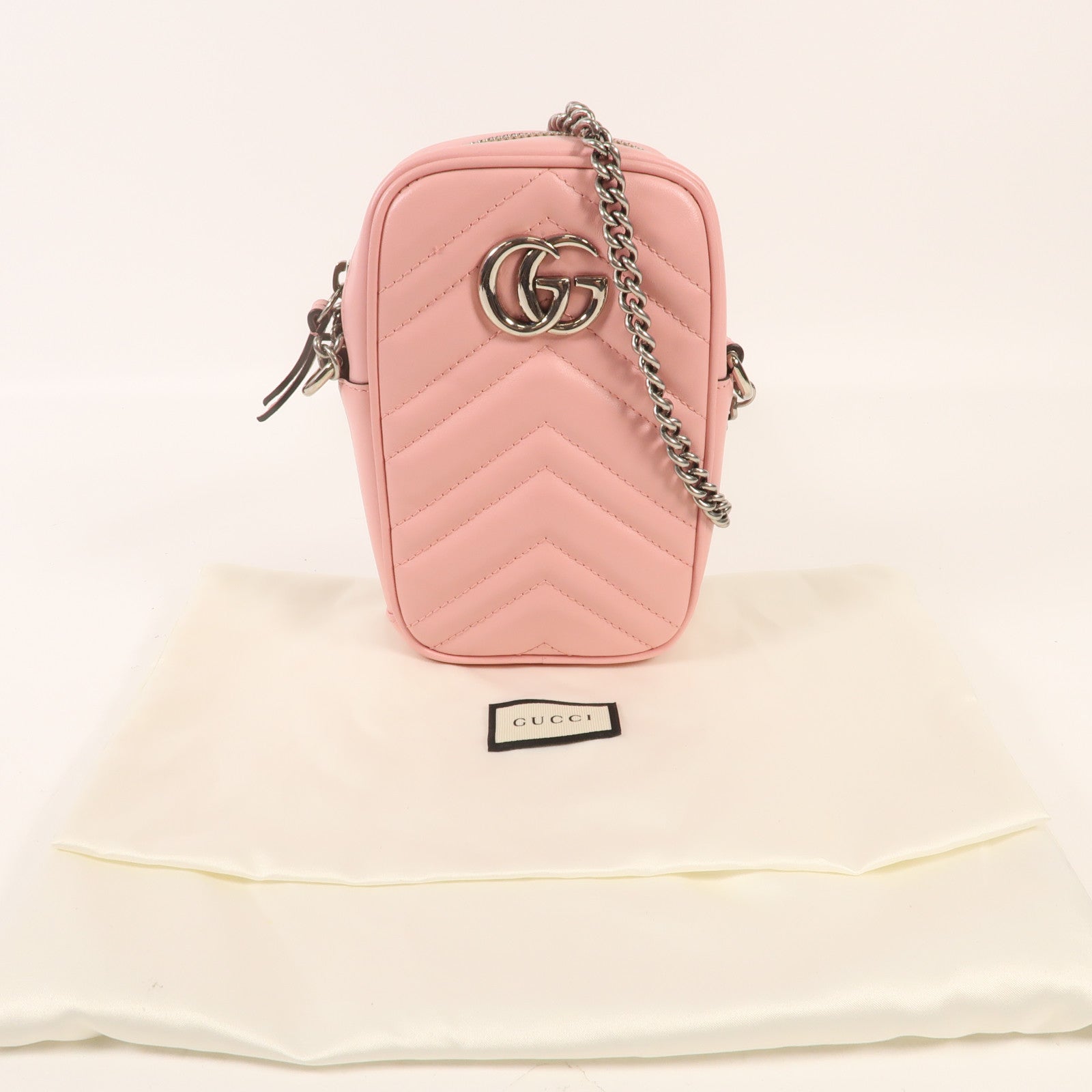 GUCCI 【激減優惠】牛皮皮革GG Marmont銀扣鏈帶肩背袋