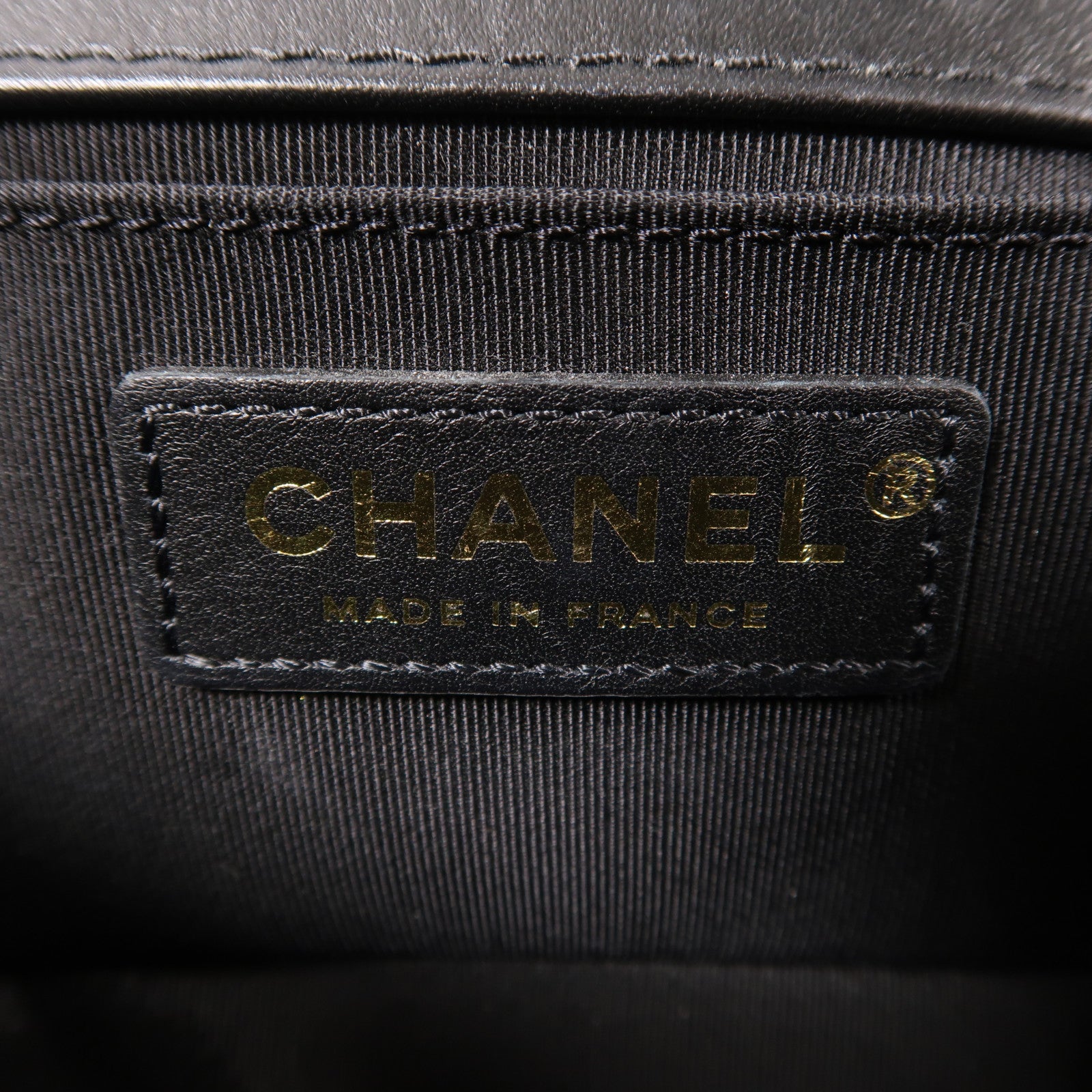 CHANEL 牛皮皮革Boy 20金扣鏈帶肩背袋