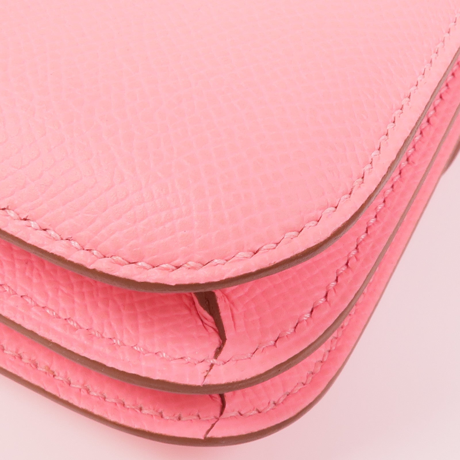 HERMES Epsom皮革Constance Mini銀扣肩背袋1Q Rose Confetti