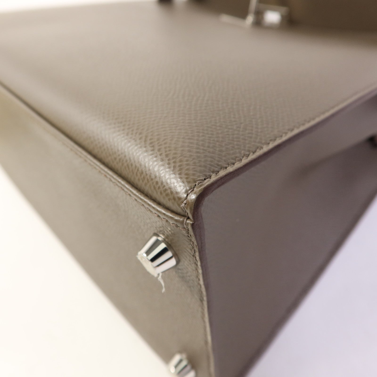 HERMES Epsom皮革Kelly 28銀扣手挽肩背兩用袋Etain