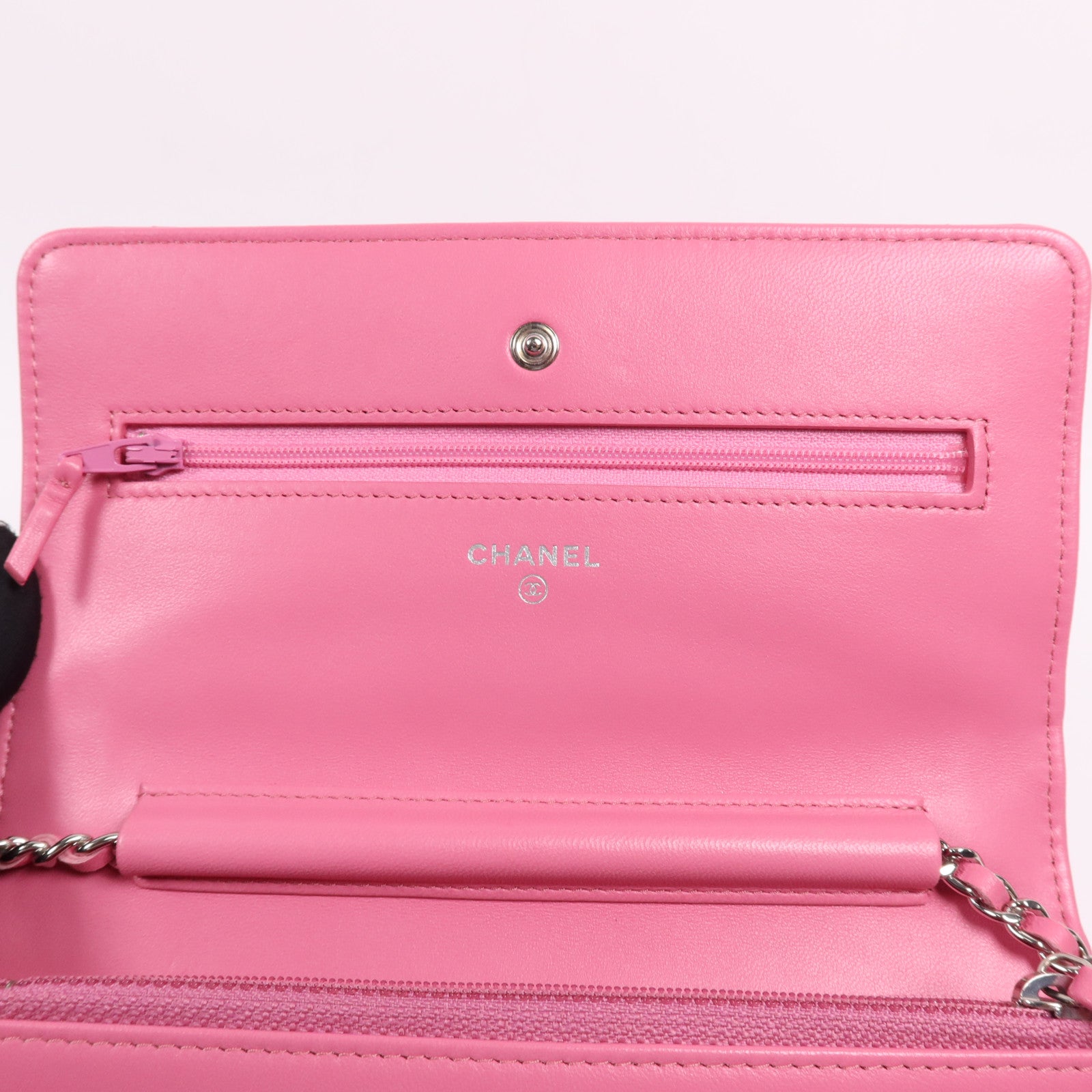 CHANEL 羊皮皮革WOC Wallet On Chain銀扣鏈帶肩背袋