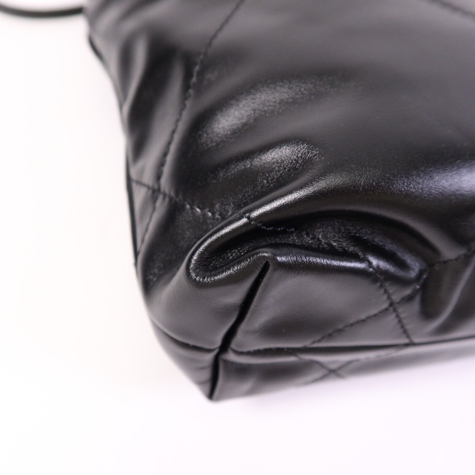 CHANEL 牛皮皮革Mini 22金扣鏈帶肩背袋