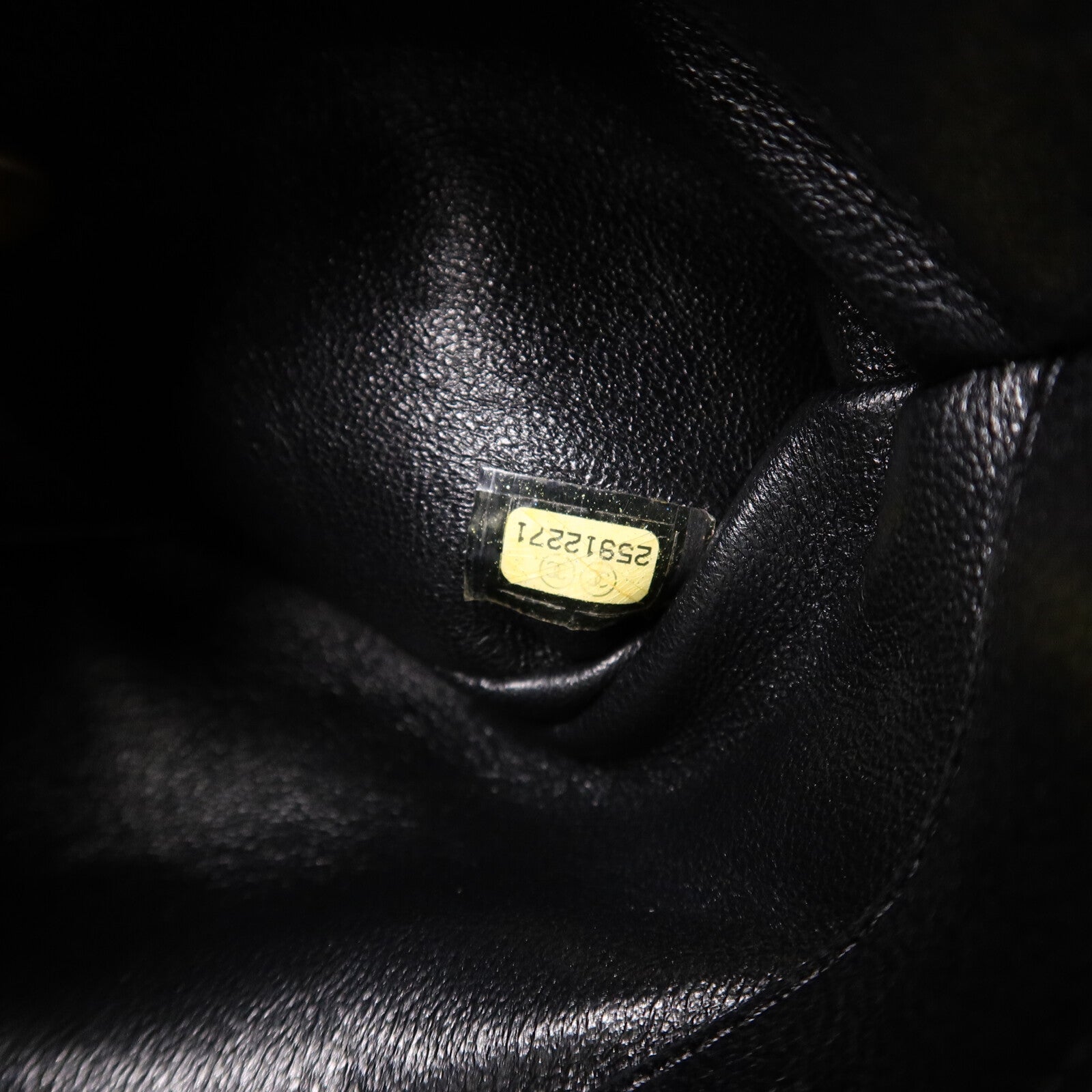 CHANEL 牛皮皮革Envelope Flap Bag鏈帶肩背袋