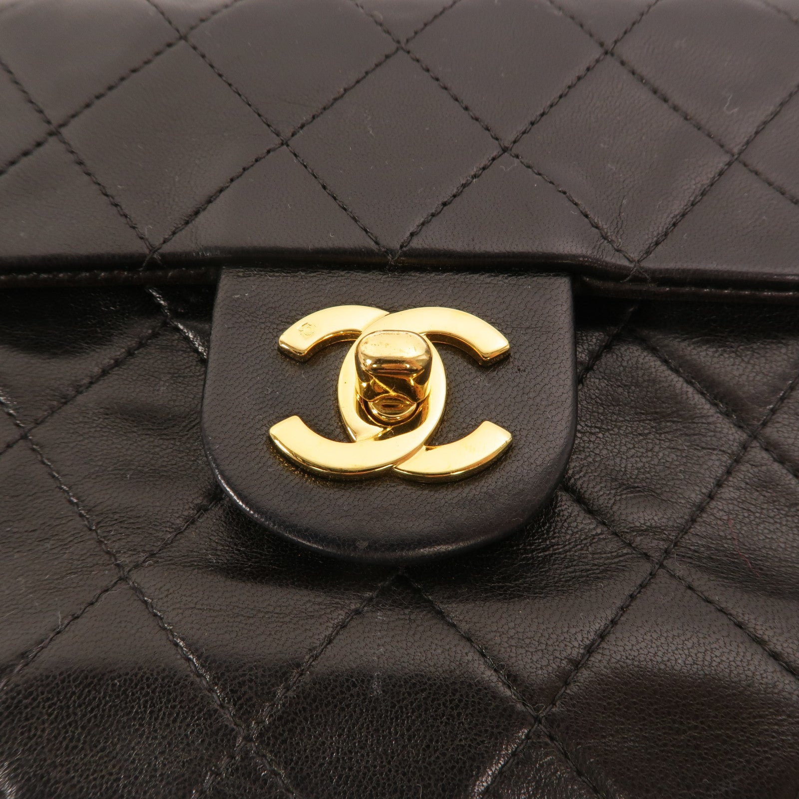 CHANEL 羊皮皮革Vintage Classic 17鏈帶肩背袋