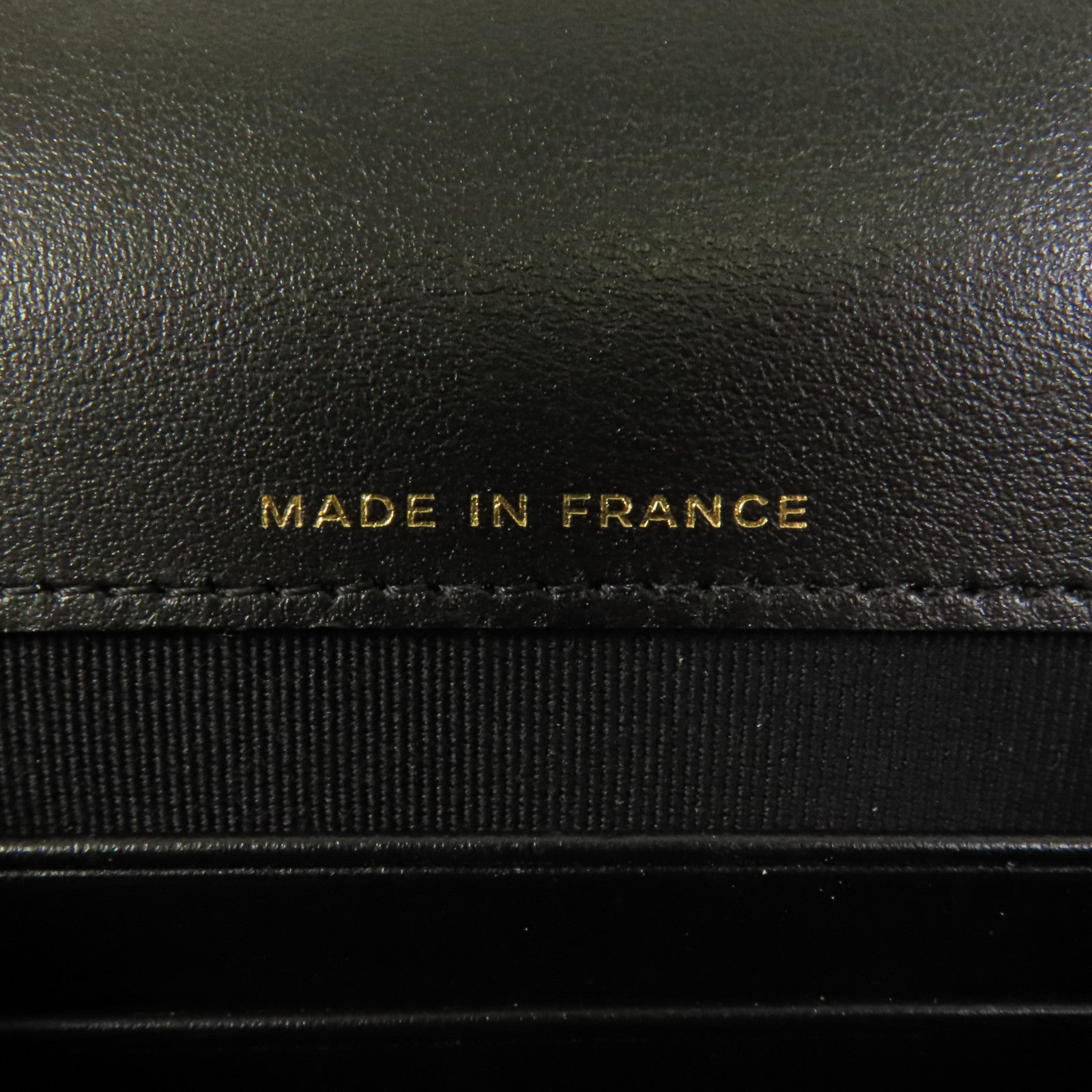 CHANEL 牛皮皮革Chain Shoulder金扣鏈帶肩背袋