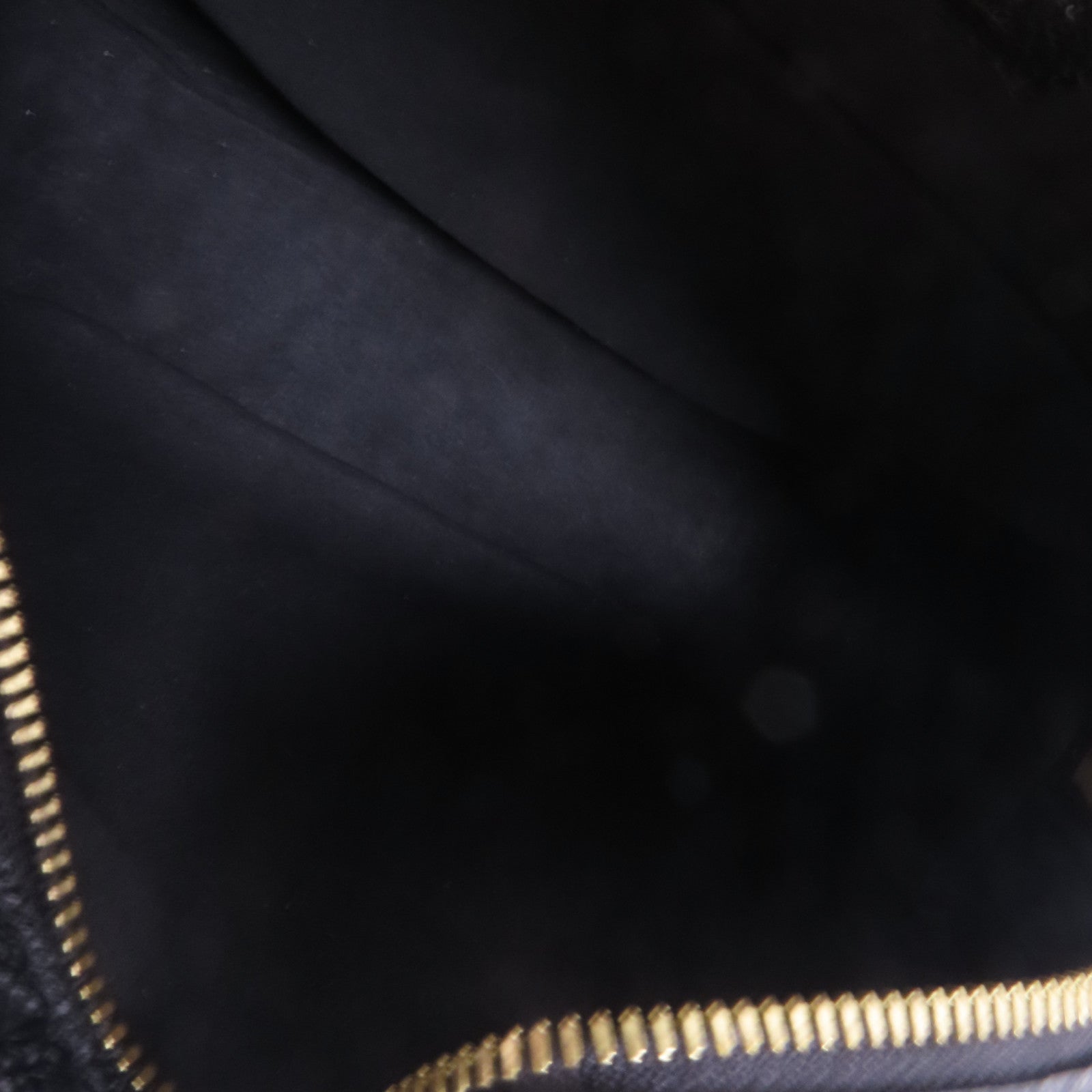 LOUIS VUITTON Monogram Empreinte Boite Chapeau Souple MM金扣肩背袋