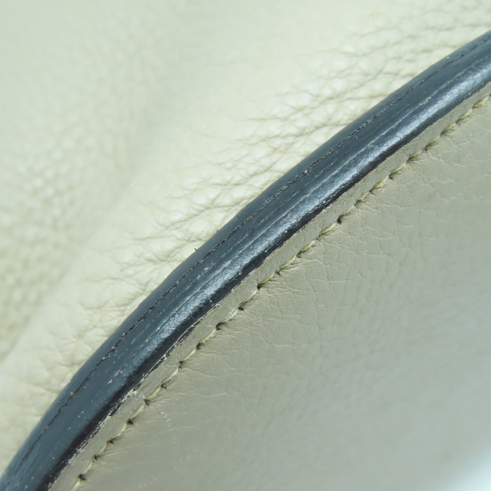 HERMES 【清倉大減價】牛皮皮革Backpack背包灰色