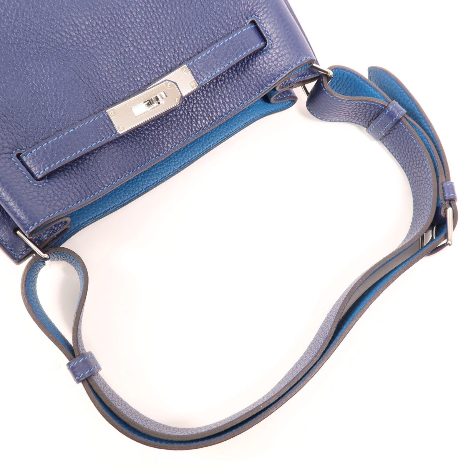 HERMES Clemence皮革So Kelly 22銀扣肩背袋Bleu Saphir