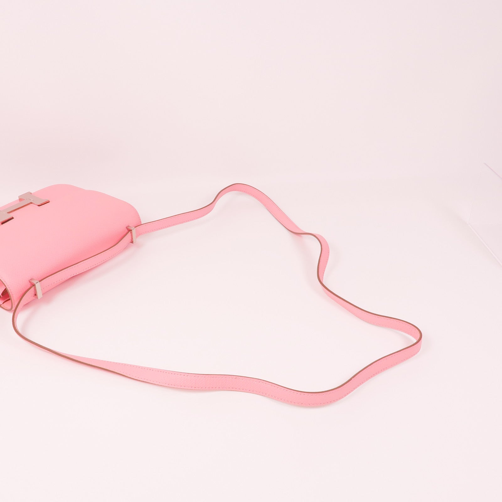 HERMES Epsom皮革Constance Mini銀扣肩背袋1Q Rose Confetti