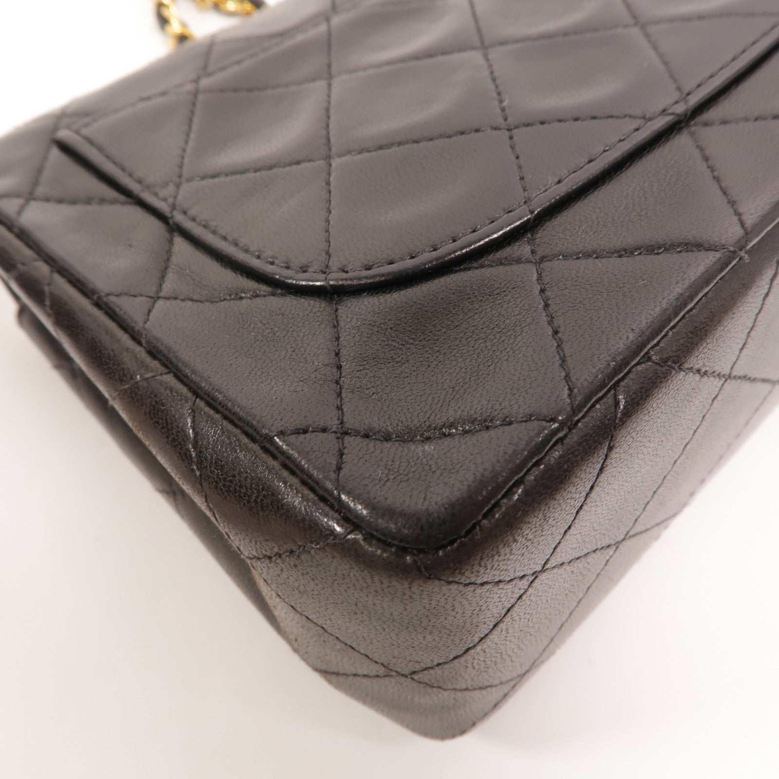 CHANEL 羊皮皮革Vintage Classic 17鏈帶肩背袋