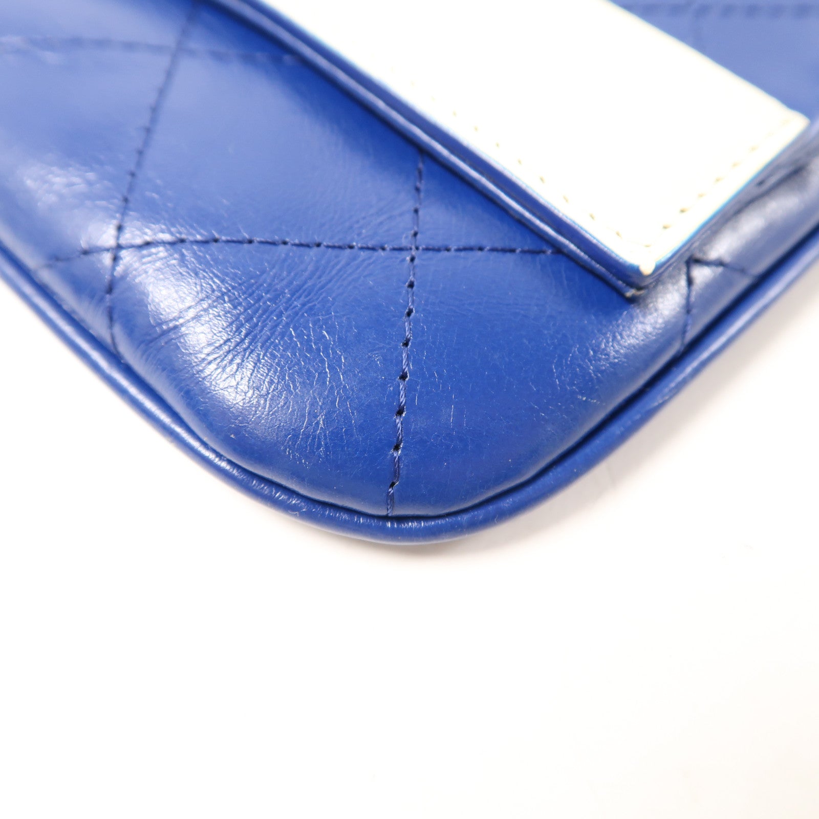 CHANEL CC SHW 31 Pouch Calfskin Leather Blue/White