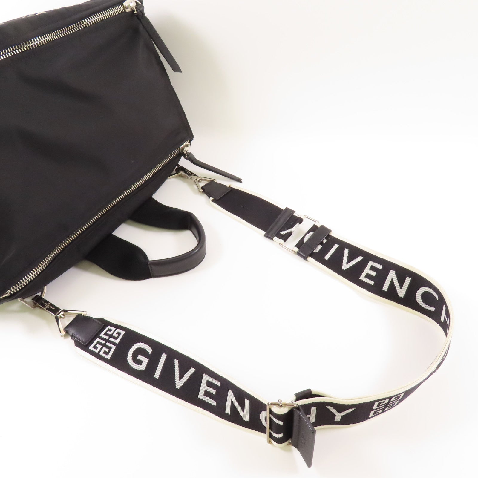 GIVENCHY 【激減優惠】尼龍Shoulder Bag銀扣手挽肩背兩用袋