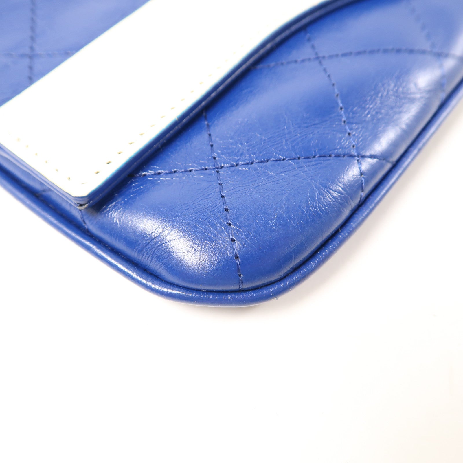 CHANEL CC SHW 31 Pouch Calfskin Leather Blue/White