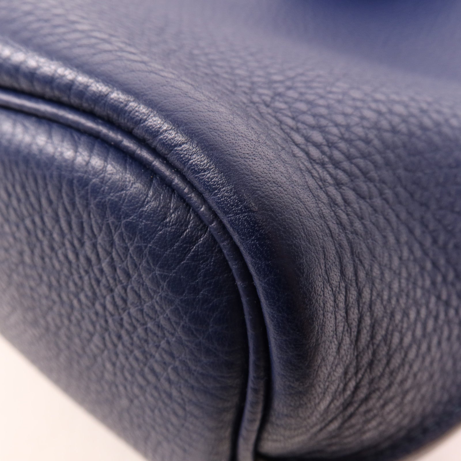 HERMES Clemence皮革So Kelly 22銀扣肩背袋Bleu Saphir
