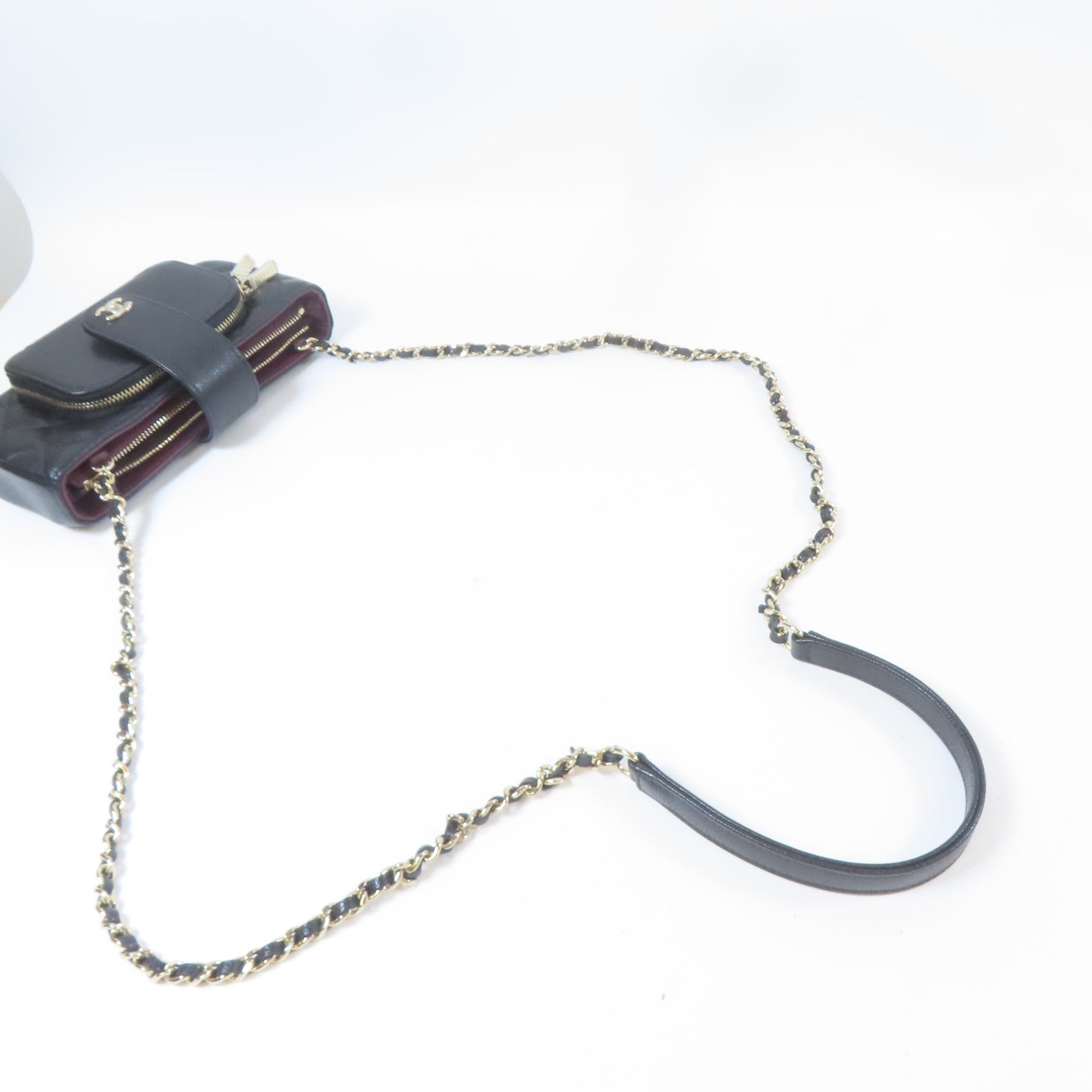 CHANEL 菱格Caviar皮革Business Affinity Phone Holder金扣鏈帶肩背袋黑色