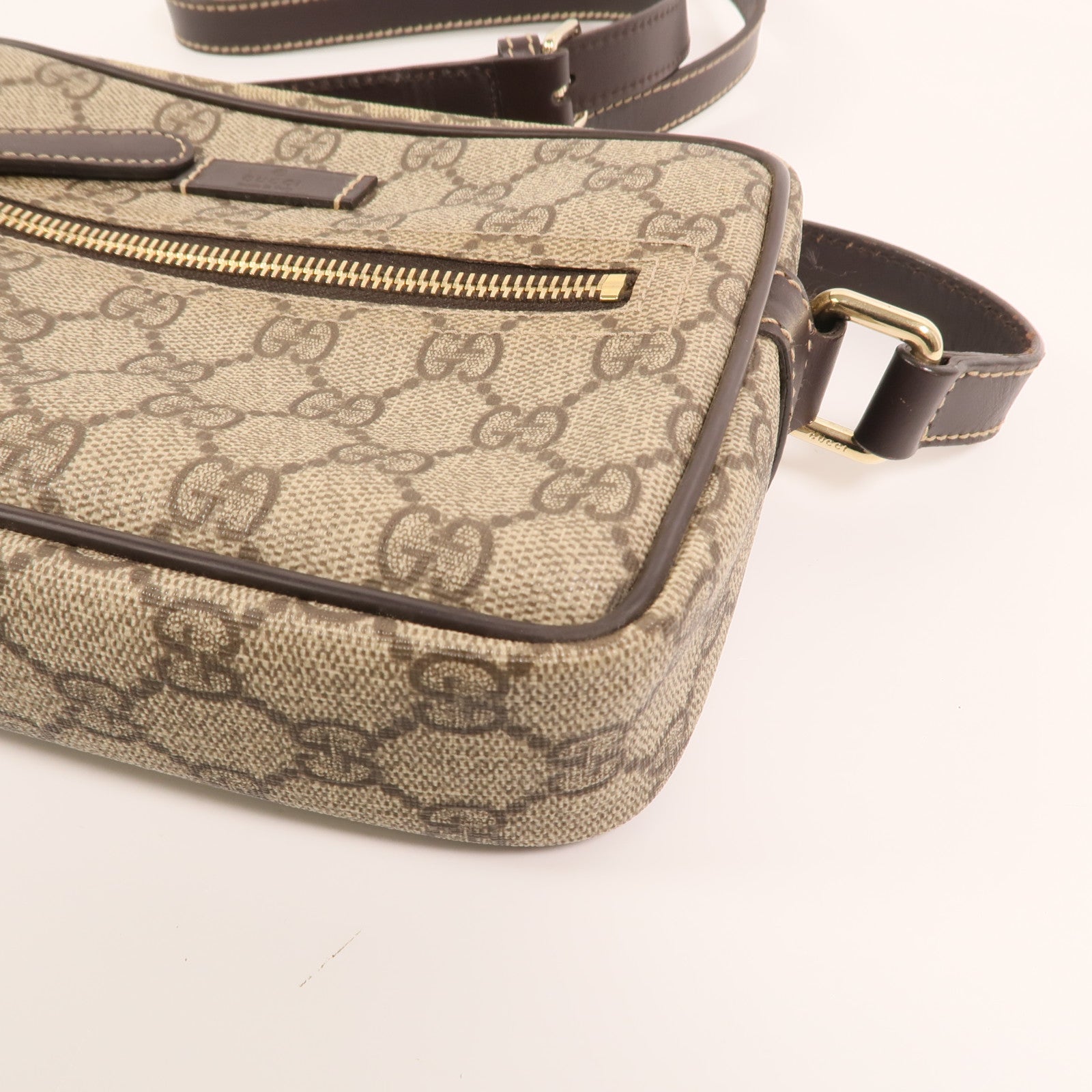 GUCCI GG帆布Shoulder Bag金扣肩背袋