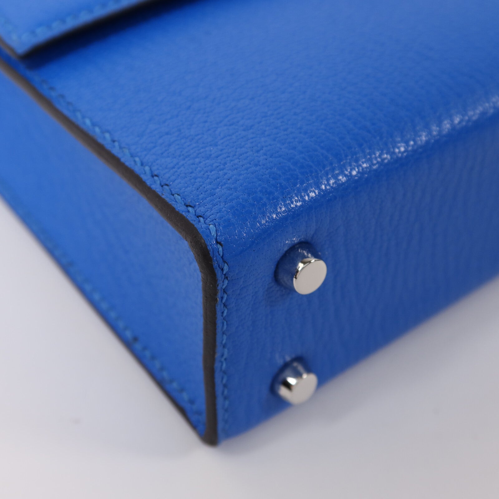 HERMES Chevre皮革Verrou Mini銀扣鏈帶肩背袋Blue Hydra