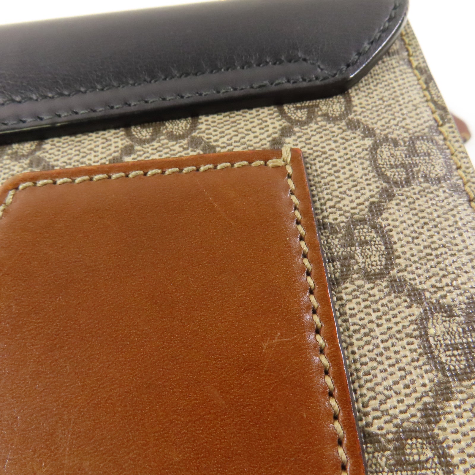 GUCCI 塗層帆布Chain Shoulder金扣鏈帶肩背袋