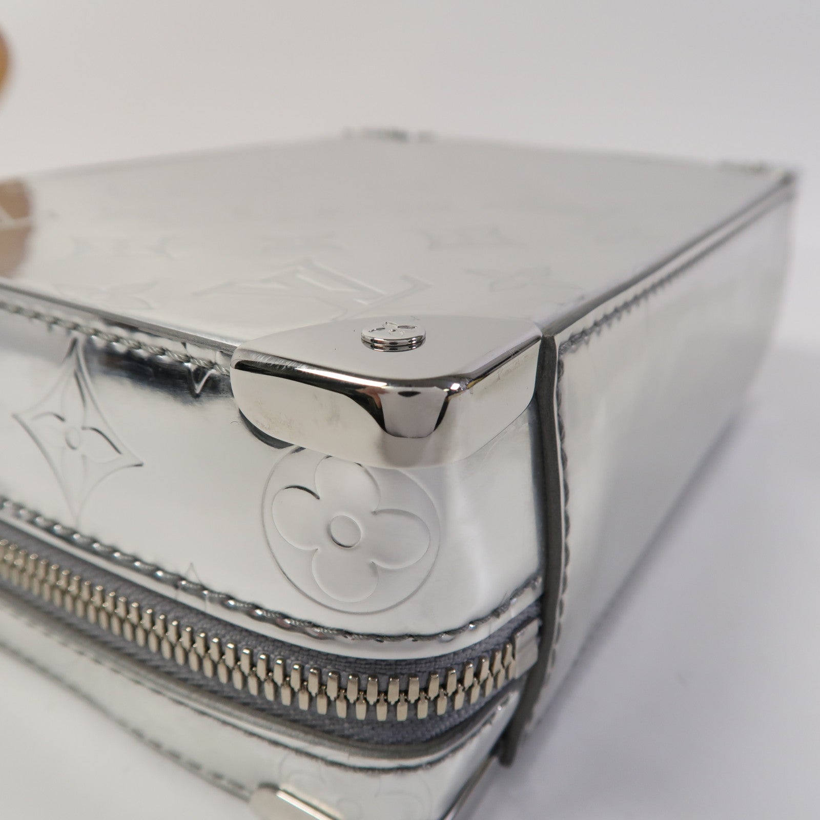 LOUIS VUITTON PVC Handle Soft Trunk銀扣手挽肩背兩用袋