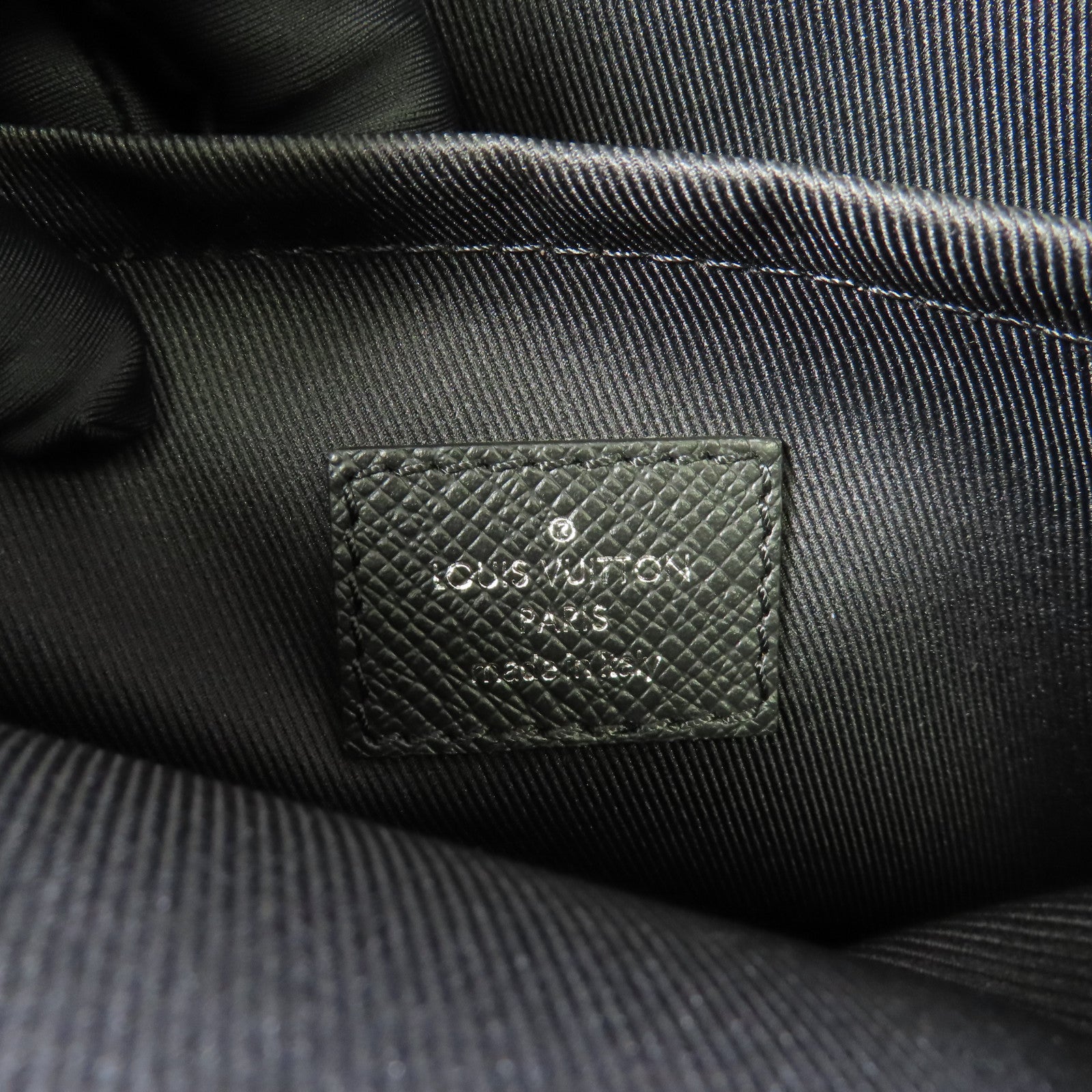 LOUIS VUITTON LV Outdoor Messenger Shoulder Bag M30233 Monogram Eclipse Black