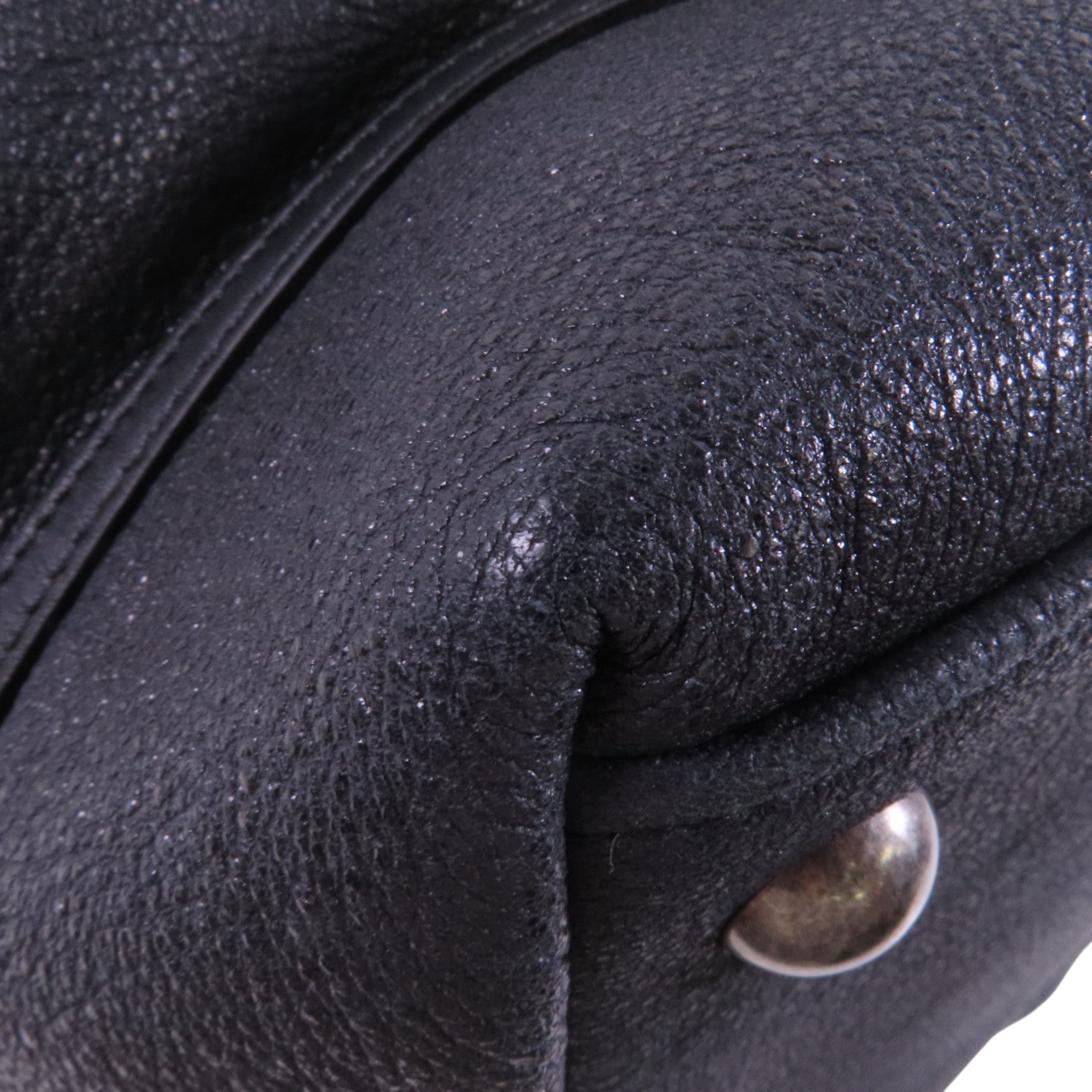 CHANEL 牛皮皮革Shoulder Bag銀扣肩背袋