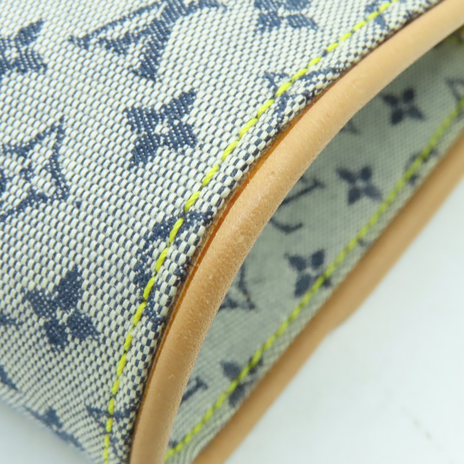 LOUIS VUITTON 【激減優惠】Monogram Mini Camille金扣鏈帶肩背袋藍色