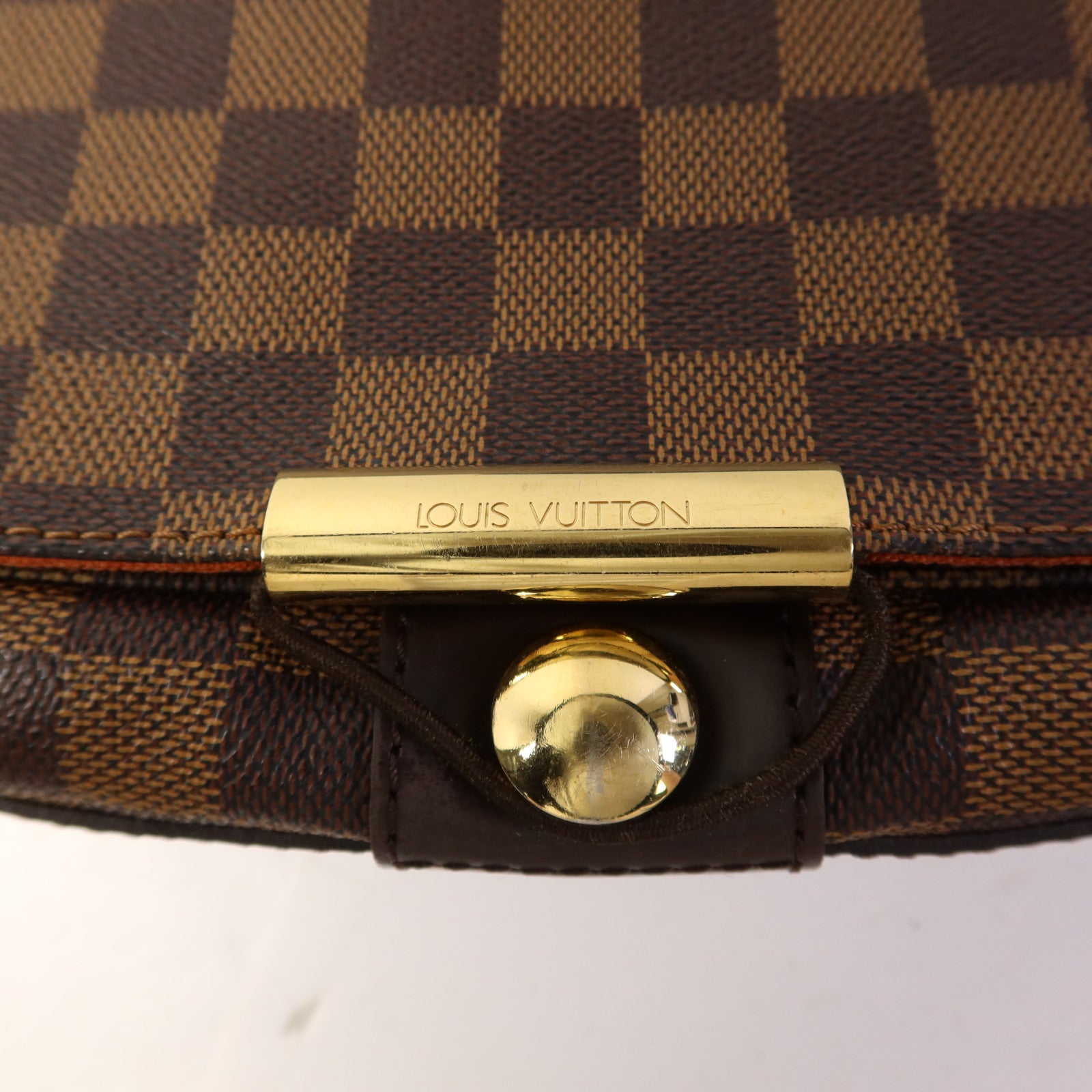 LOUIS VUITTON Damier Bastille金扣肩背袋