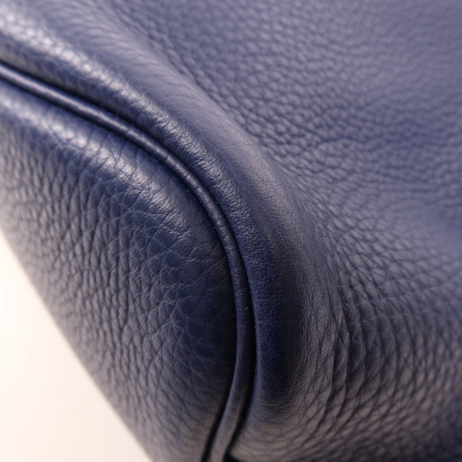 HERMES Clemence皮革So Kelly 22銀扣肩背袋Bleu Saphir