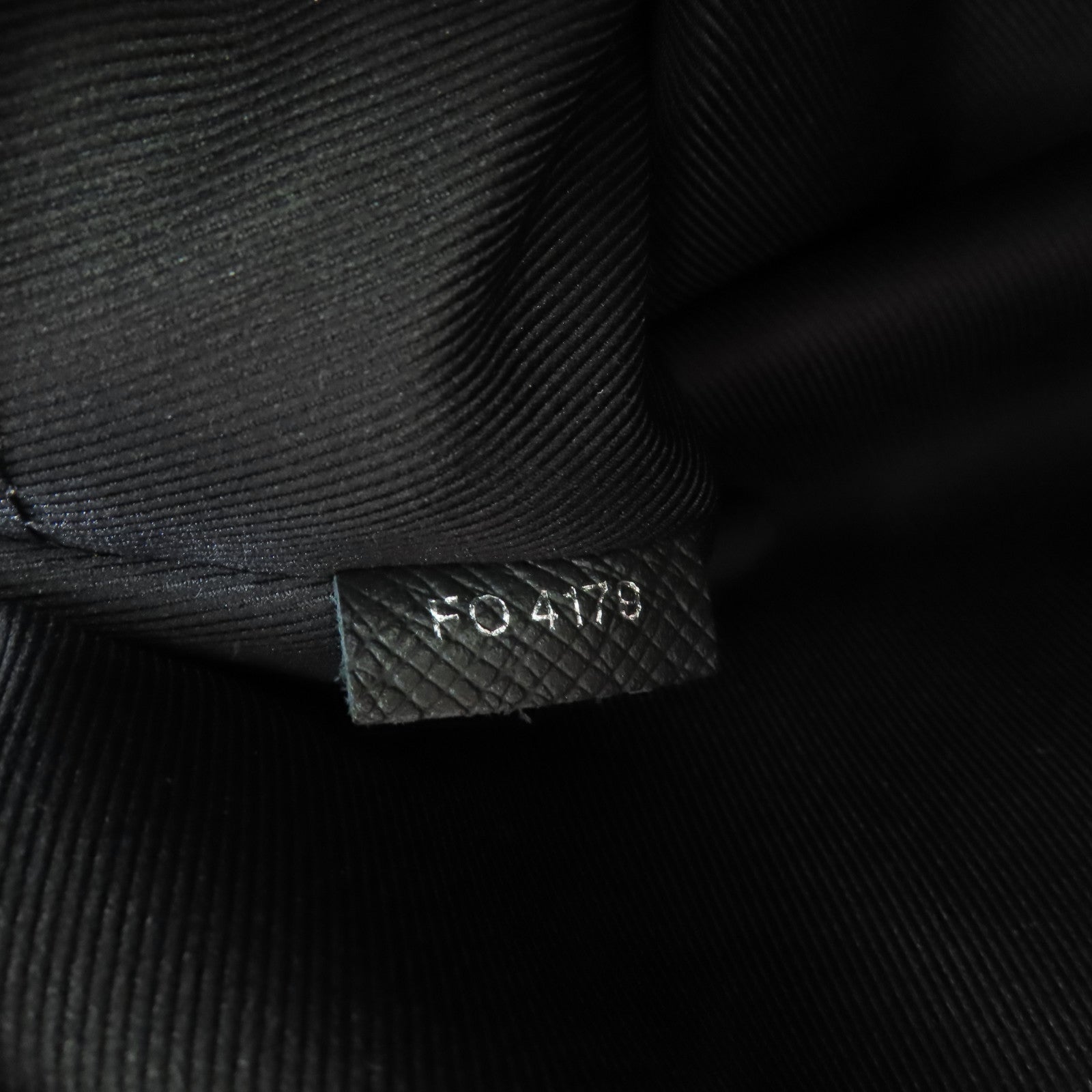 LOUIS VUITTON LV Outdoor Messenger Shoulder Bag M30233 Monogram Eclipse Black