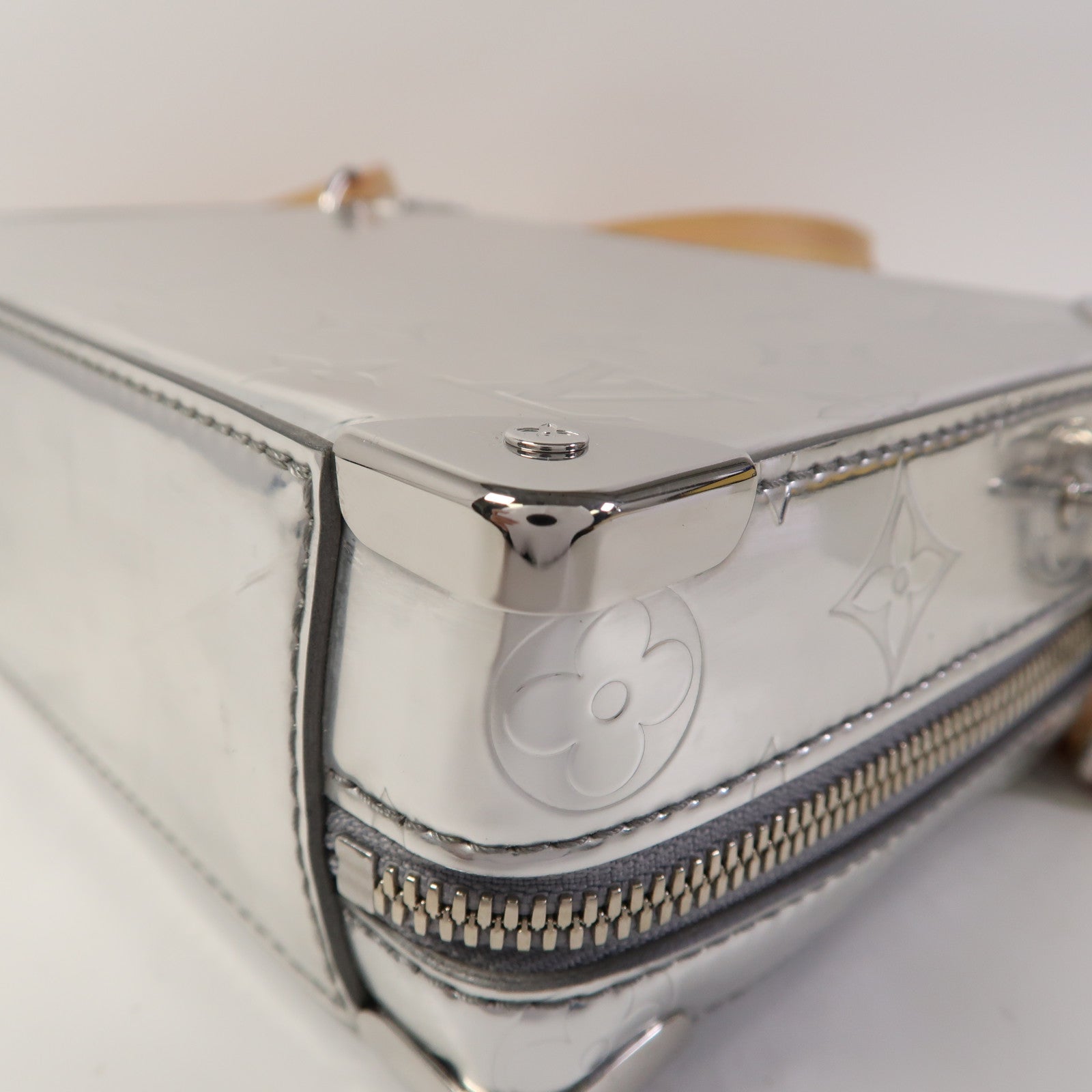 LOUIS VUITTON PVC Handle Soft Trunk銀扣手挽肩背兩用袋