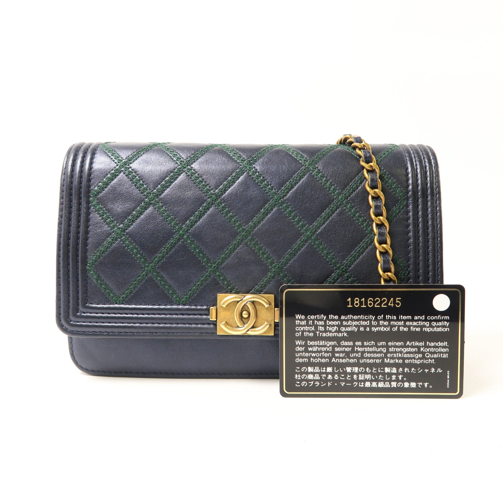 CHANEL 羊皮皮革WOC Wallet On Chain金扣鏈帶肩背袋深藍色/綠色