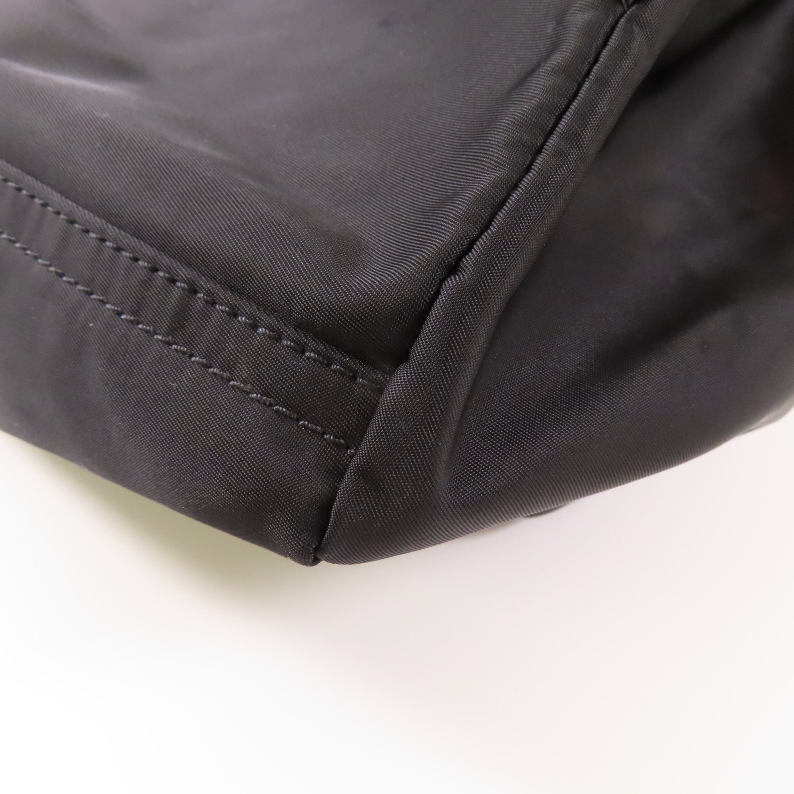 GIVENCHY 尼龍Shoulder Bag銀扣手挽肩背兩用袋