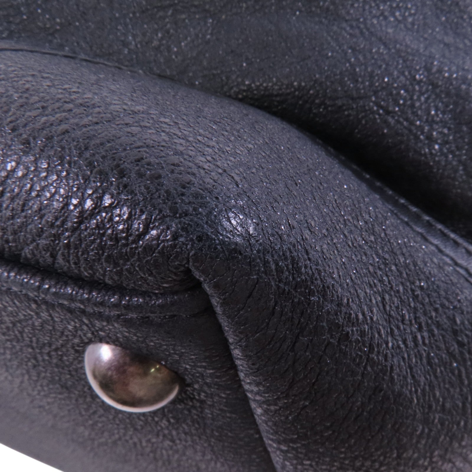 CHANEL 牛皮皮革Shoulder Bag銀扣肩背袋