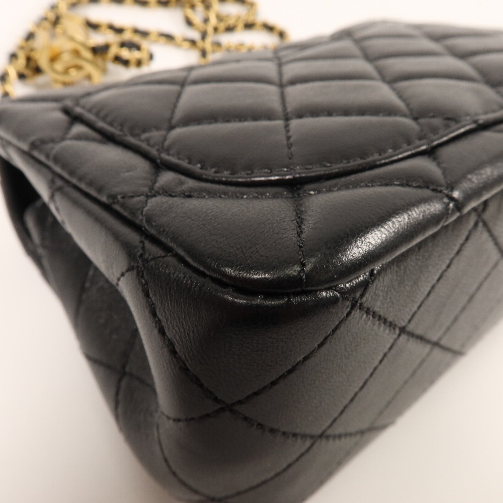 CHANEL 羊皮皮革Mini Classic Flap Bag鏈帶肩背袋
