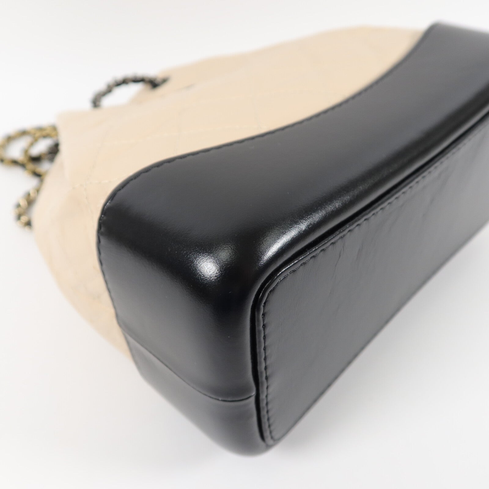 CHANEL 牛皮皮革Gabrielle BackPack鏈帶背包